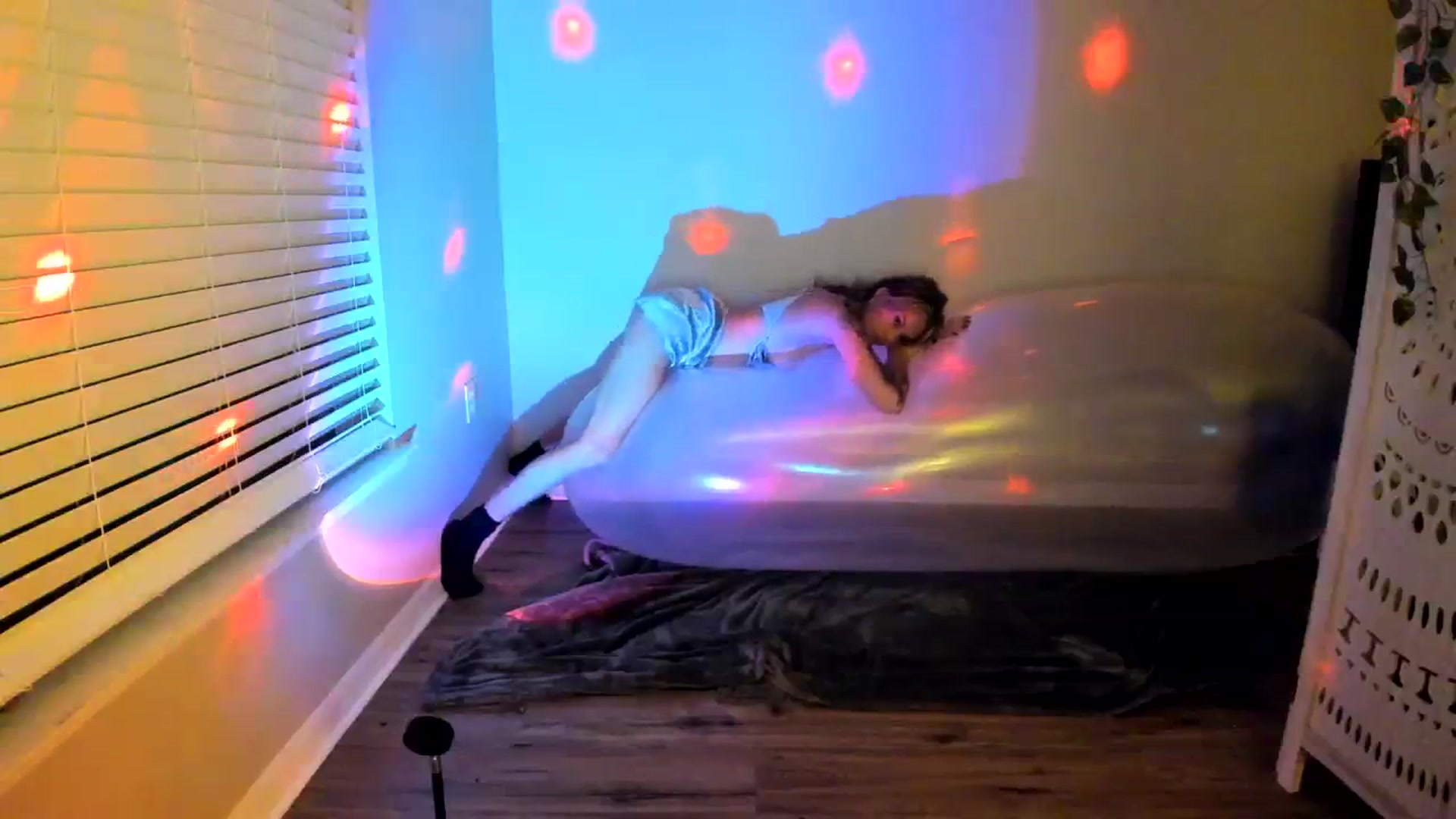 Gallery image thumbnail from PrincesssTati's myfreecams stream on, 12/12/2023, 01:40 image 7 of 20