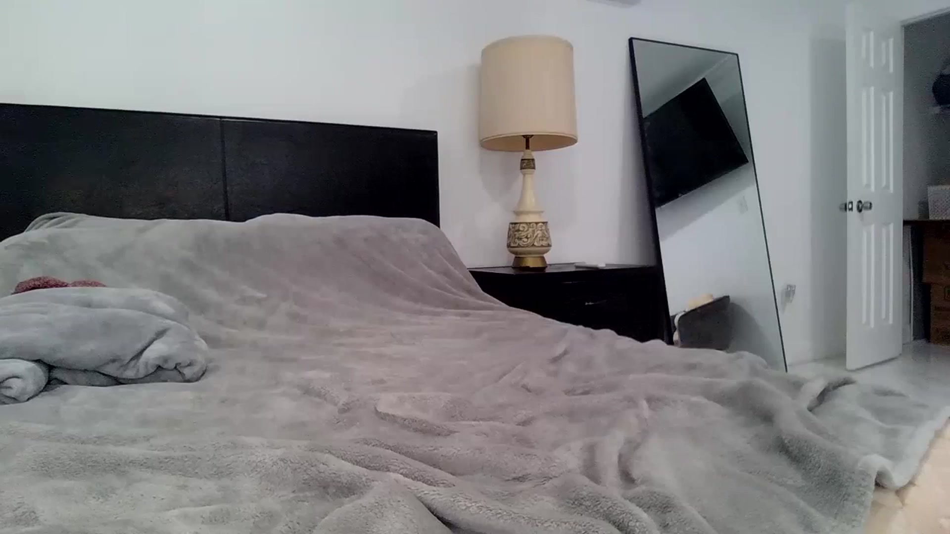 Gallery image thumbnail from PrincesssTati's myfreecams stream on, 02/13/2024, 20:48 image 13 of 20