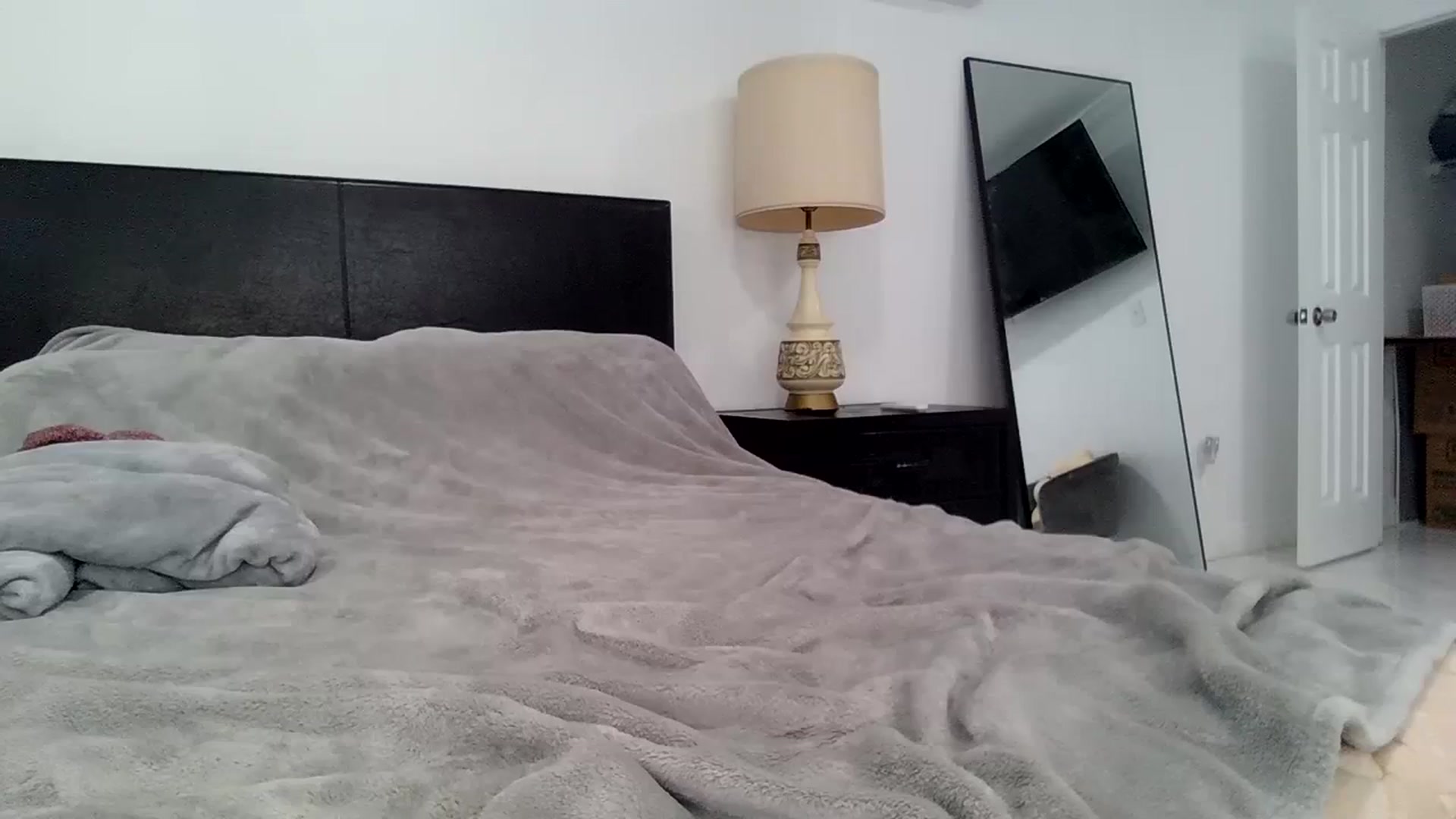 Gallery image thumbnail from PrincesssTati's myfreecams stream on, 02/13/2024, 20:48 image 14 of 20