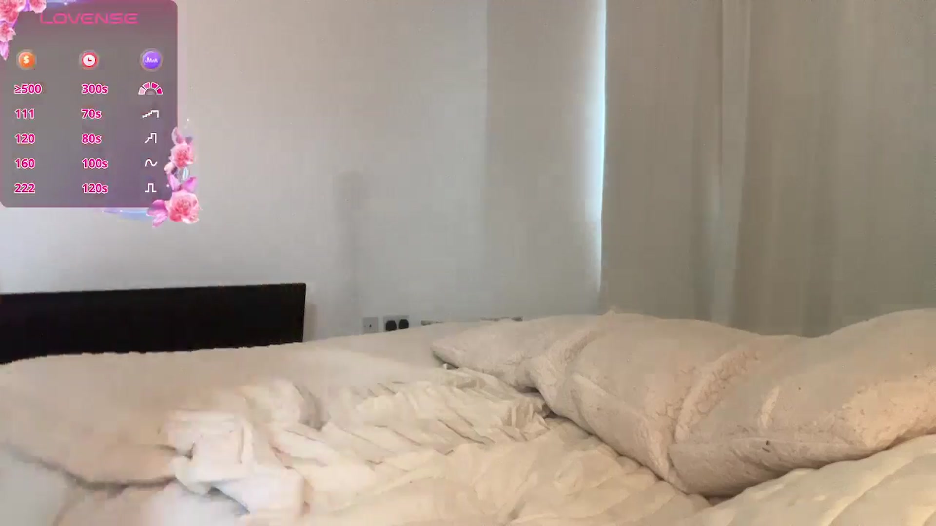 Gallery image thumbnail from Prinnybx's myfreecams stream on, 04/15/2025, 16:10 image 13 of 20