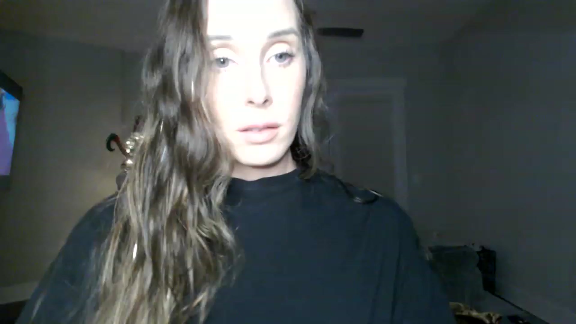 Gallery image thumbnail from PriscillaP's myfreecams stream on, 12/05/2022, 06:52 image 1 of 20