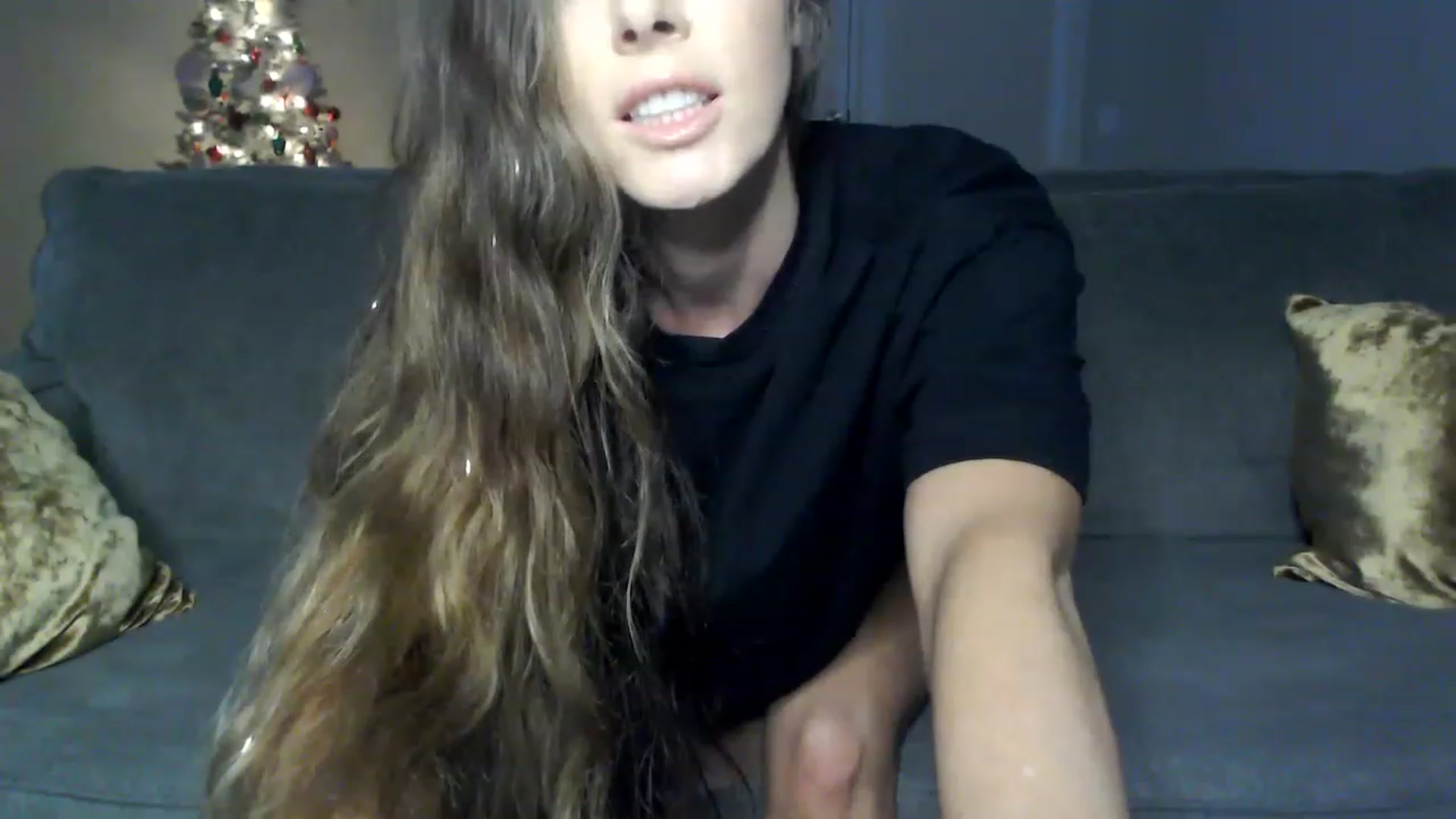 Gallery image thumbnail from PriscillaP's myfreecams stream on, 12/05/2022, 06:52 image 8 of 20