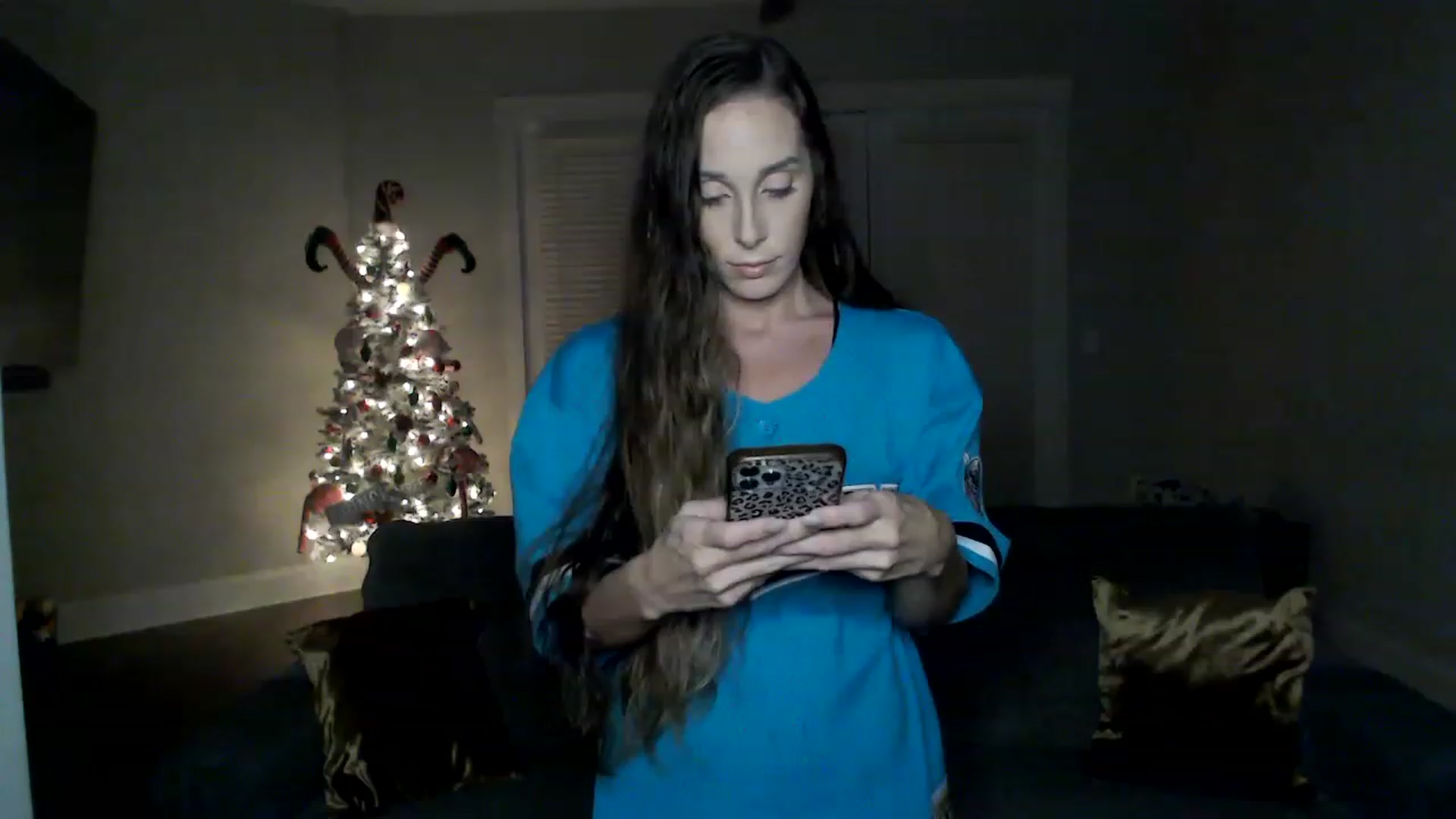 Gallery image thumbnail from PriscillaP's myfreecams stream on, 12/08/2022, 06:21 image 1 of 20