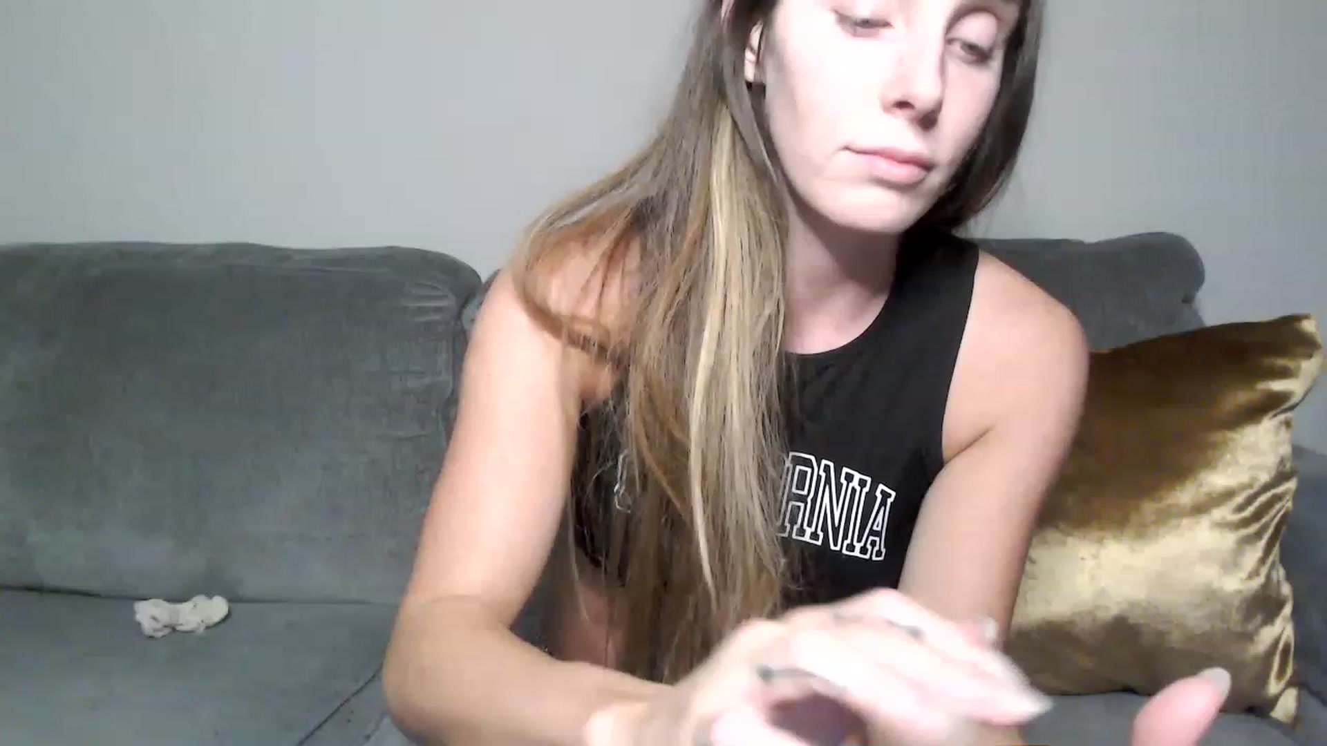 Gallery image thumbnail from PriscillaP's myfreecams stream on, 12/11/2022, 08:29 image 9 of 20