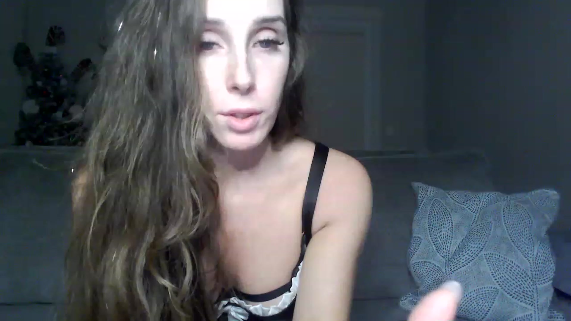 Gallery image thumbnail from PriscillaP's myfreecams stream on, 01/05/2023, 06:46 image 18 of 20