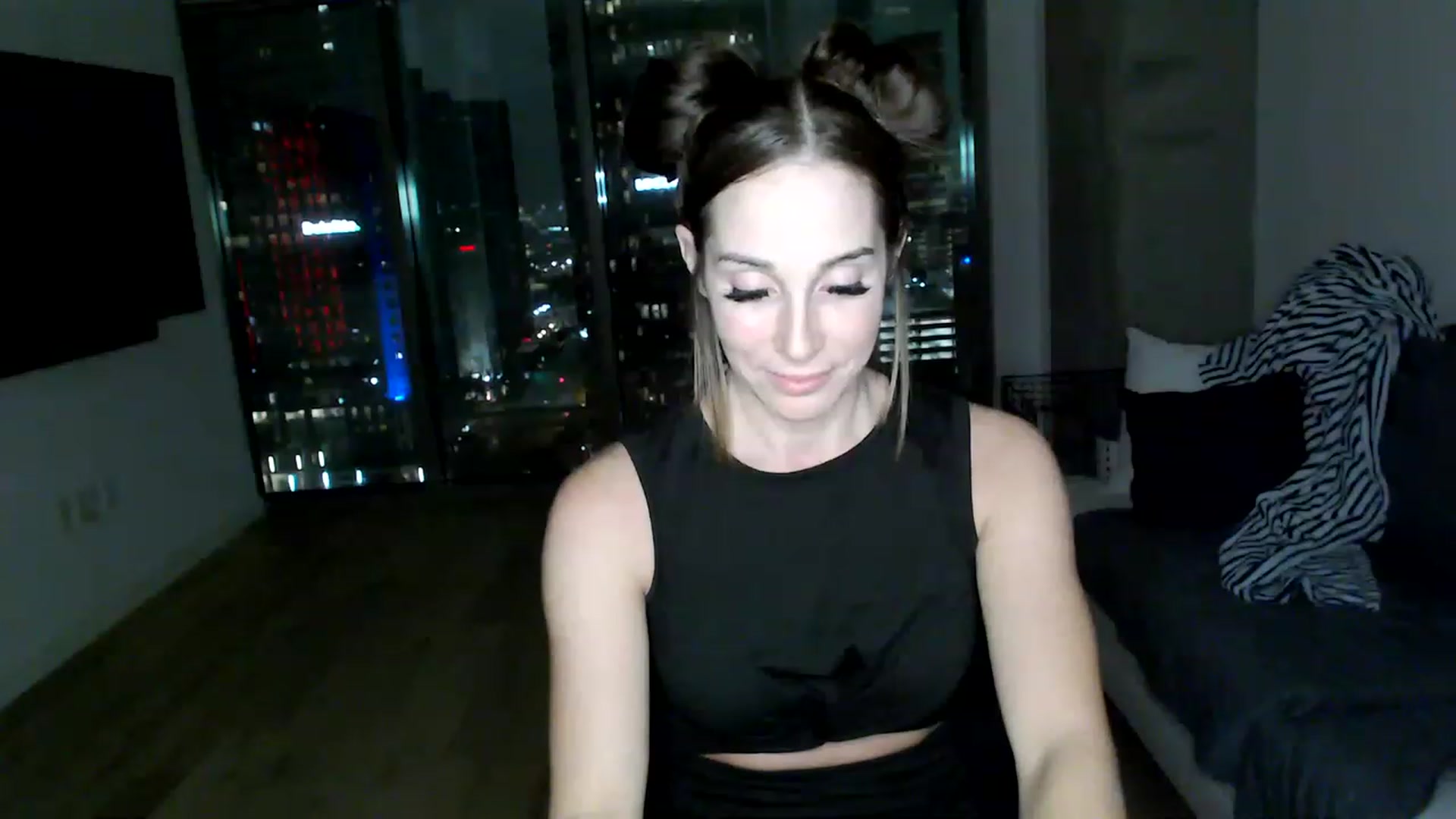 Gallery image thumbnail from PriscillaP's myfreecams stream on, 02/25/2023, 09:21 image 2 of 20