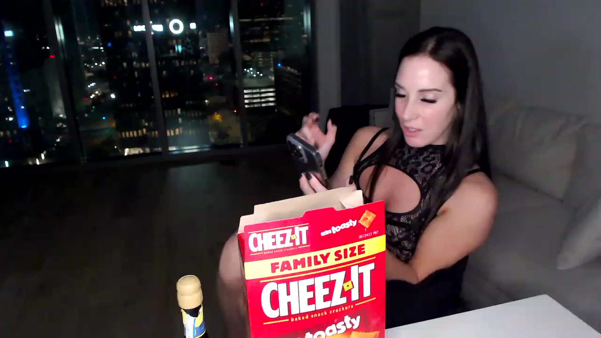 Gallery image thumbnail from PriscillaP's myfreecams stream on, 03/07/2023, 11:20 image 11 of 20