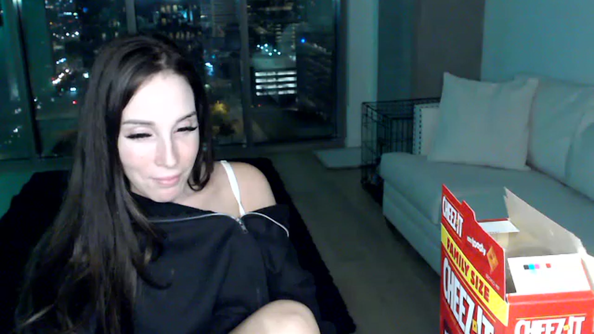Gallery image thumbnail from PriscillaP's myfreecams stream on, 03/11/2023, 07:50 image 17 of 20