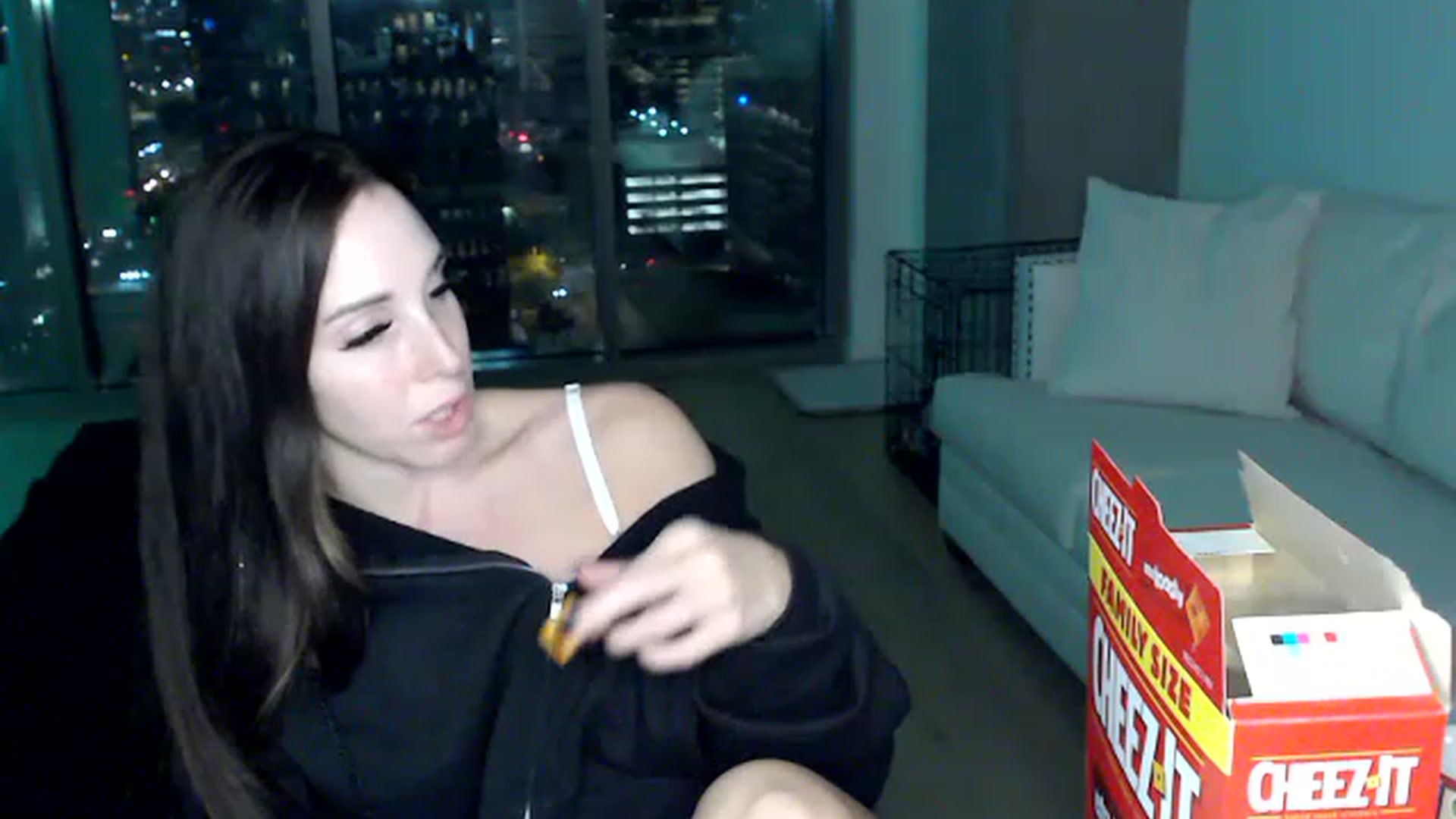 Gallery image thumbnail from PriscillaP's myfreecams stream on, 03/11/2023, 07:50 image 16 of 20