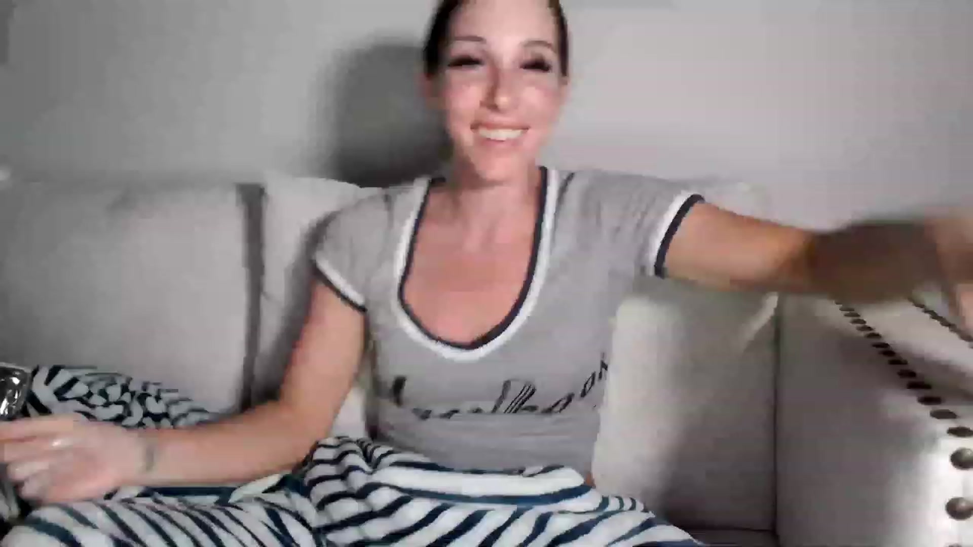 Gallery image thumbnail from PriscillaP's myfreecams stream on, 07/06/2023, 06:23 image 7 of 20