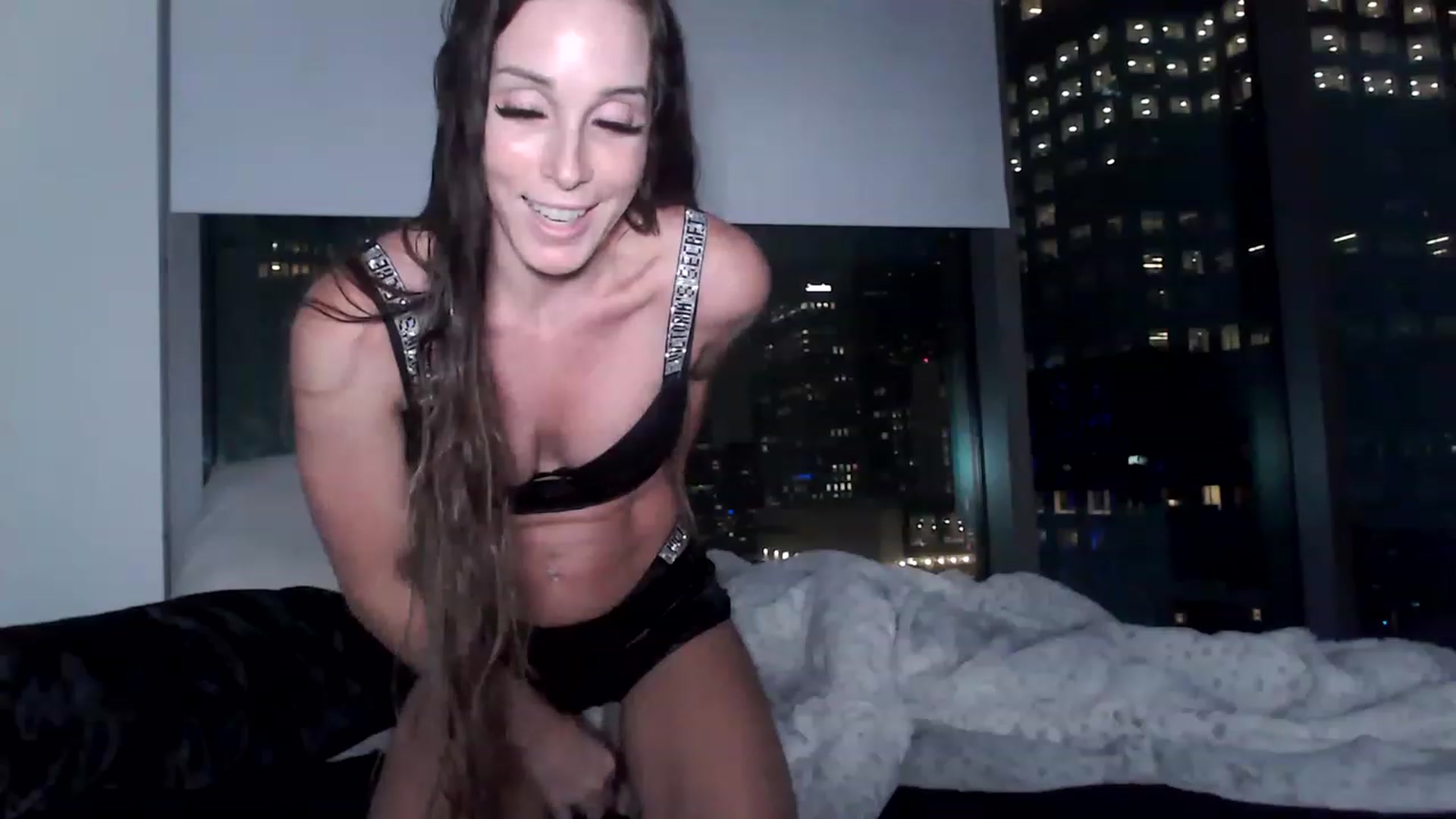 Gallery image thumbnail from PriscillaP's myfreecams stream on, 07/10/2023, 05:52 image 5 of 20