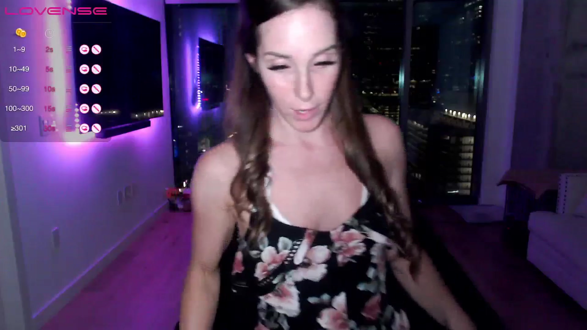 Gallery image thumbnail from PriscillaP's myfreecams stream on, 08/16/2023, 05:30 image 2 of 20