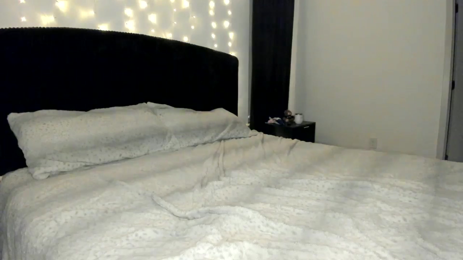 Gallery image thumbnail from PriscillaP's myfreecams stream on, 02/22/2025, 04:25 image 20 of 20