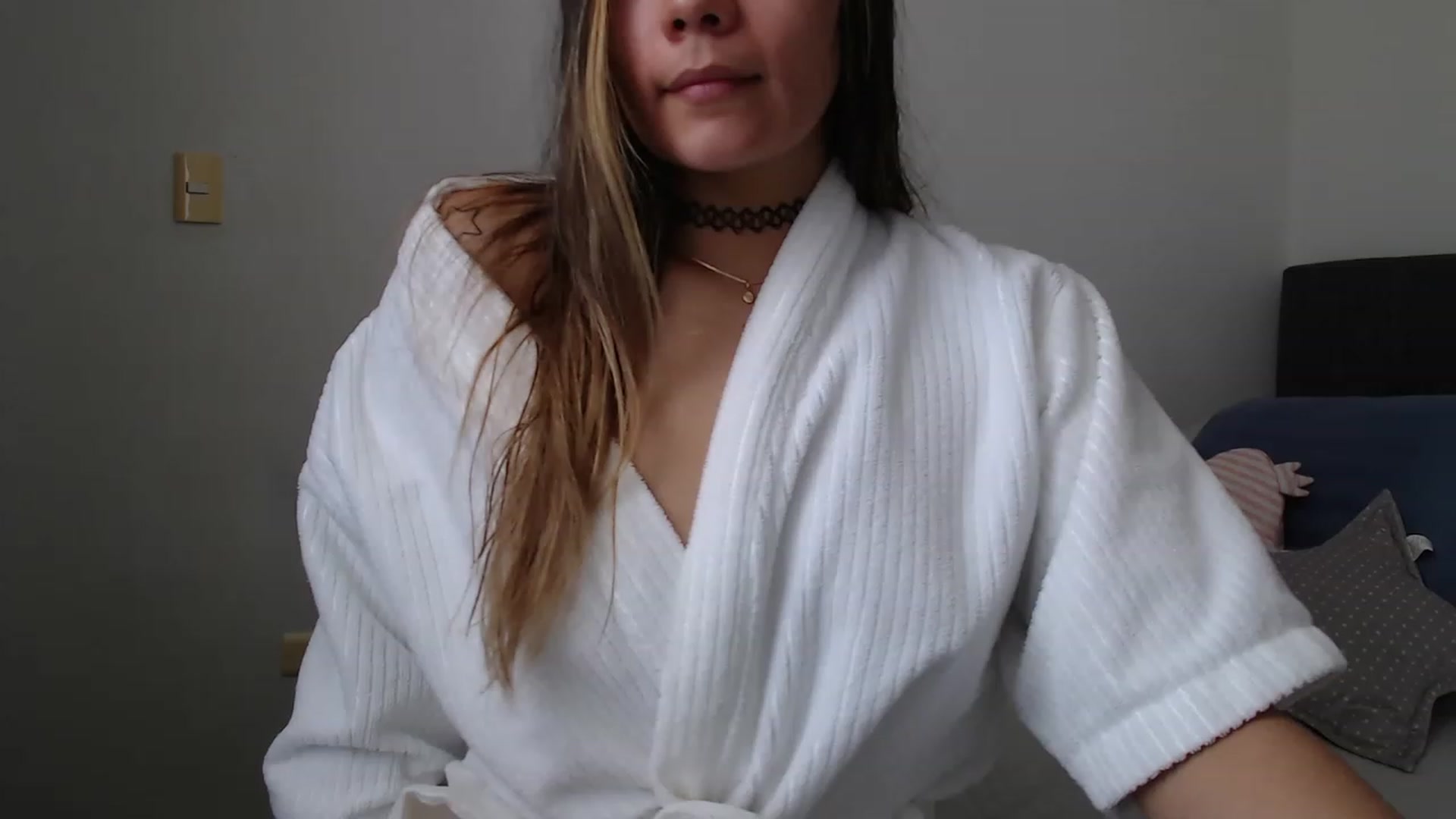 Gallery image thumbnail from Priscilla_br's myfreecams stream on, 01/28/2023, 19:41 image 3 of 20