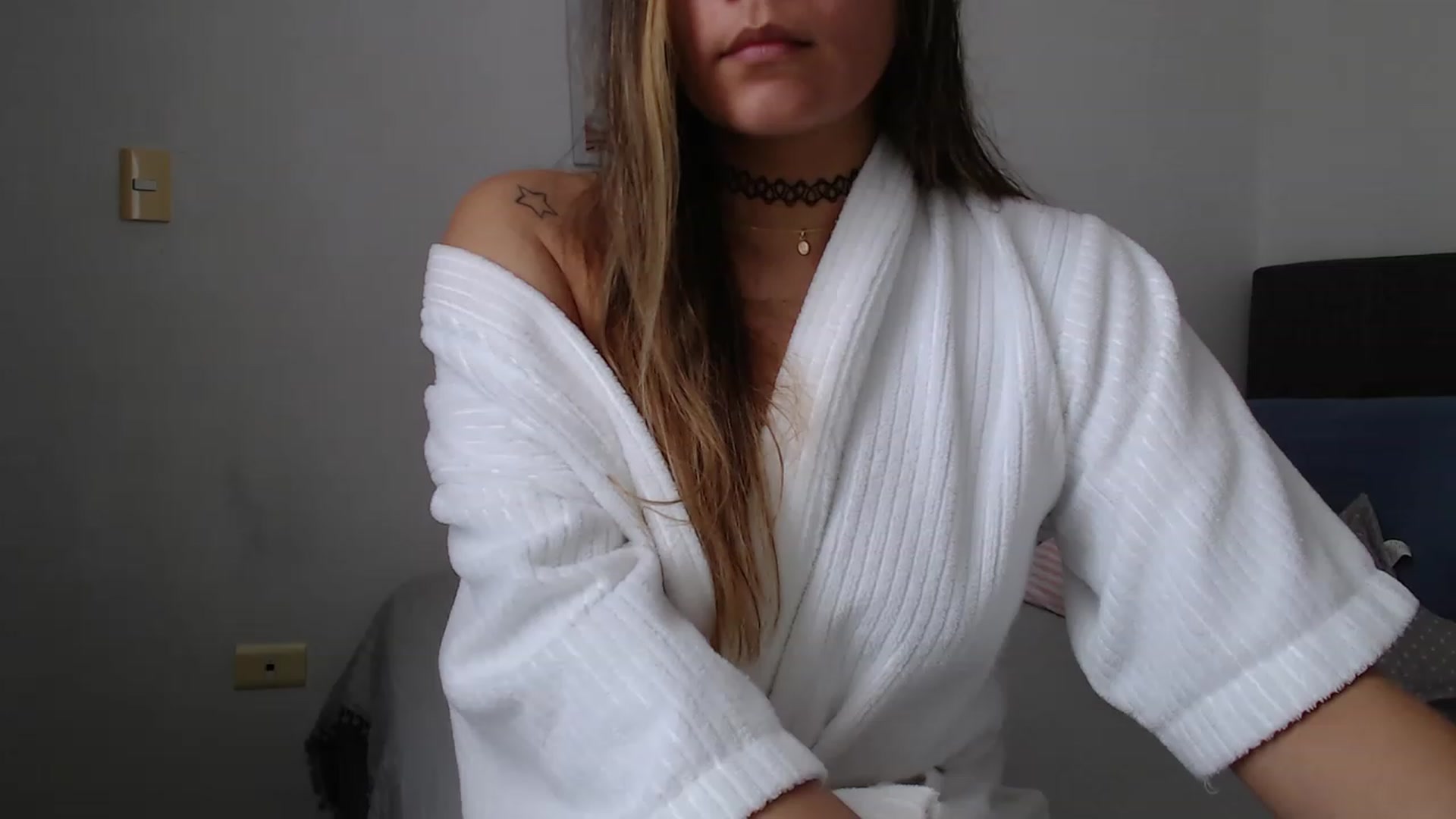 Gallery image thumbnail from Priscilla_br's myfreecams stream on, 01/28/2023, 19:41 image 8 of 20