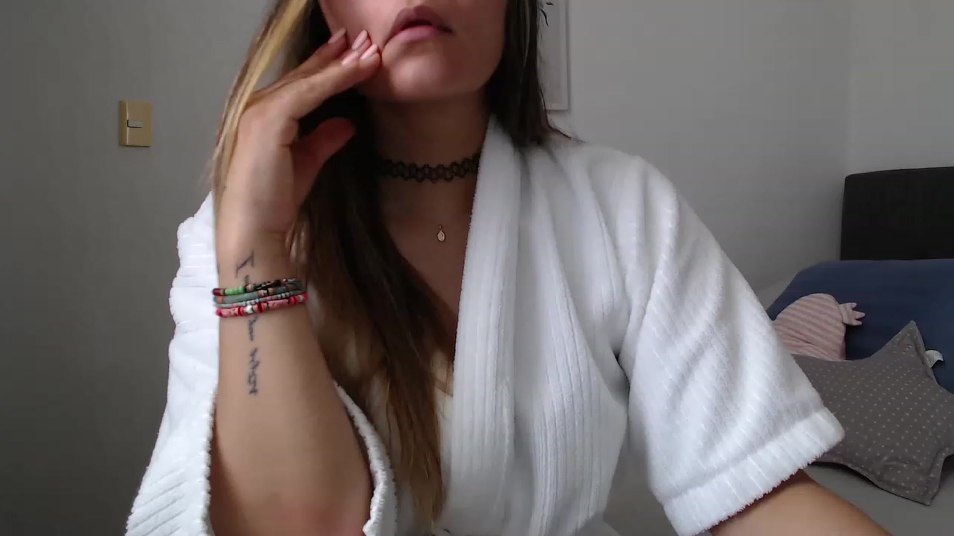 Gallery image thumbnail from Priscilla_br's myfreecams stream on, 01/28/2023, 19:41 image 5 of 20