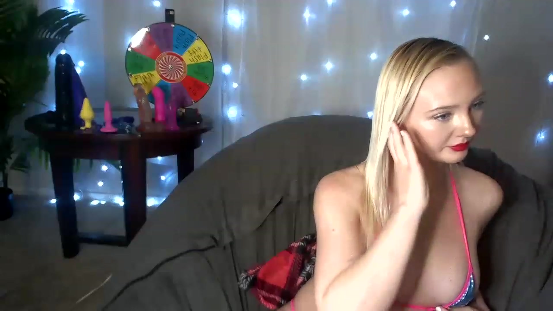 Gallery image thumbnail from PrnStarPrncss's myfreecams stream on, 01/13/2023, 22:57 image 10 of 20
