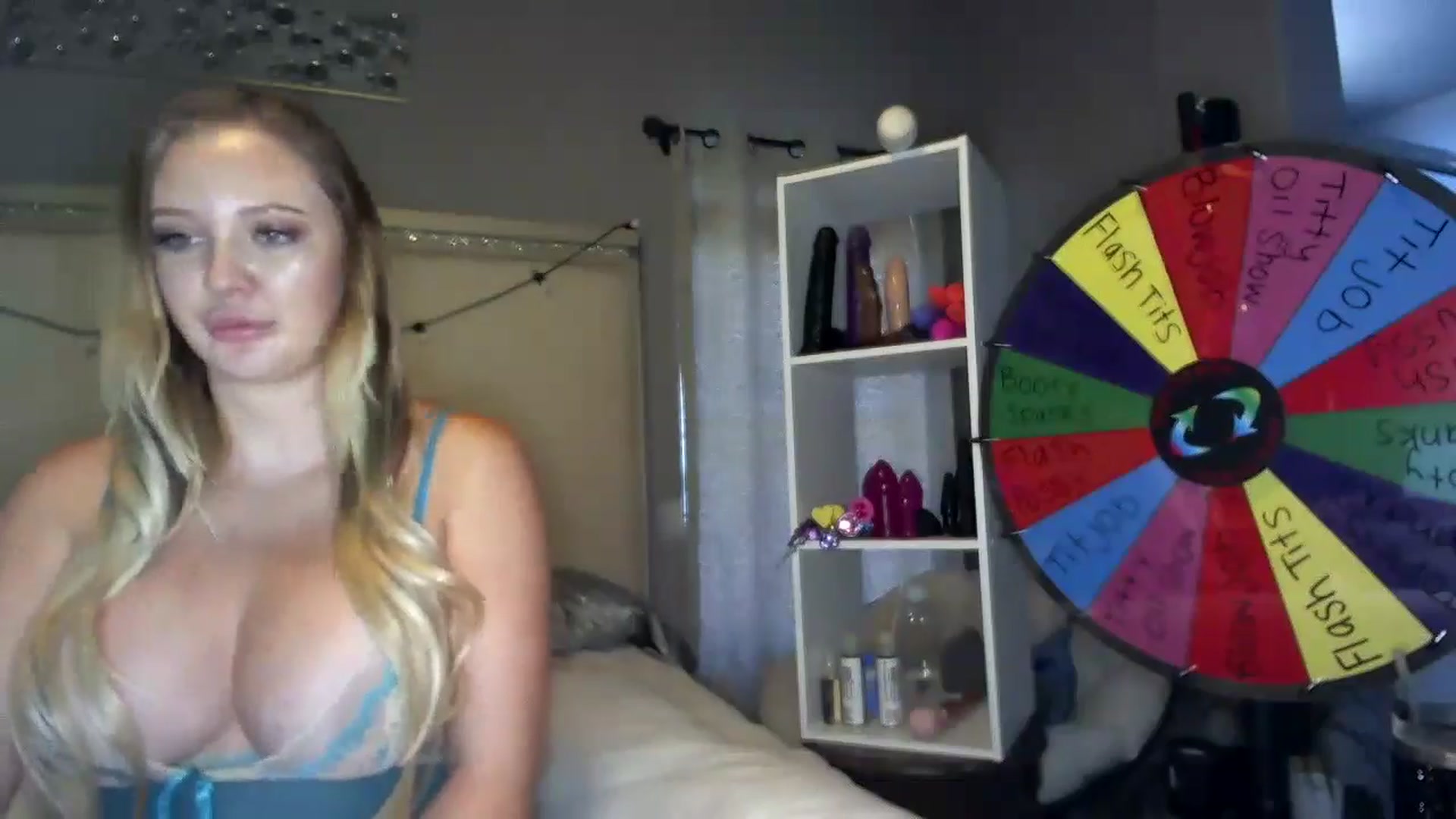 Gallery image thumbnail from PrnStarPrncss's myfreecams stream on, 06/13/2024, 19:41 image 16 of 20