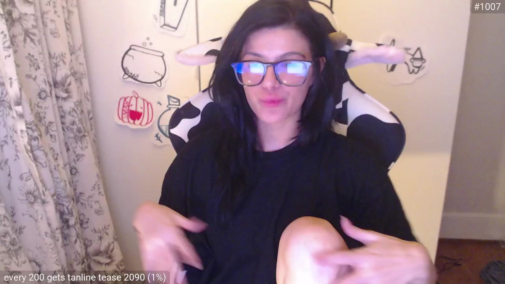 Gallery image thumbnail from Psychobaby's myfreecams stream on, 10/07/2025, 02:17 image 4 of 20