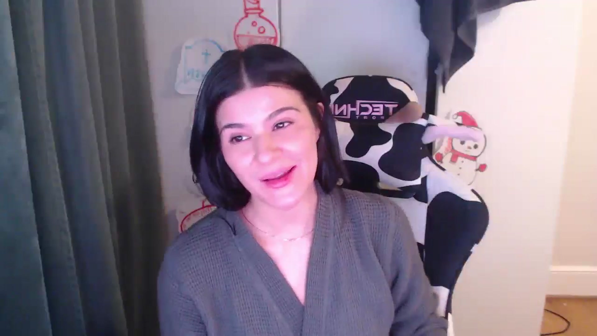 Gallery image thumbnail from Psychobaby's myfreecams stream on, 12/13/2025, 02:09 image 14 of 20
