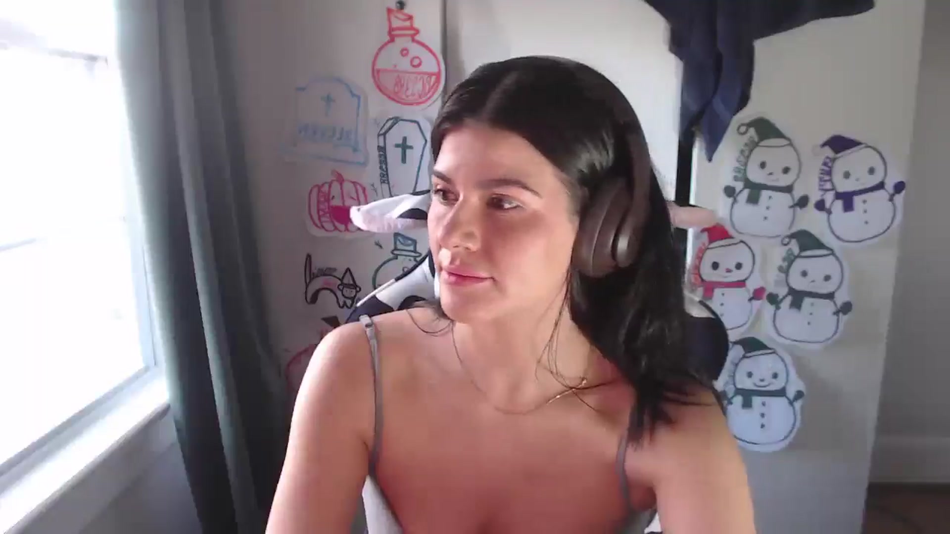 Gallery image thumbnail from Psychobaby's myfreecams stream on, 12/13/2025, 21:17 image 17 of 20