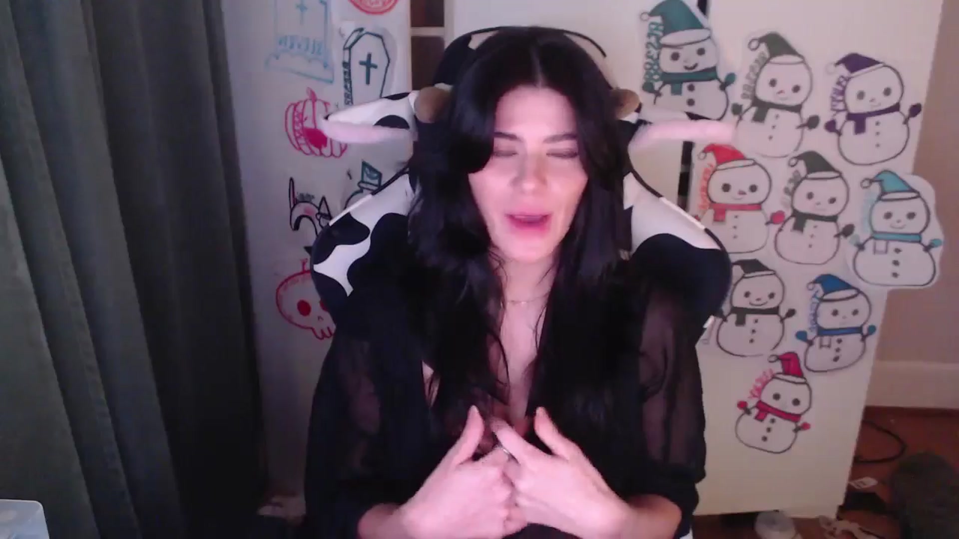 Gallery image thumbnail from Psychobaby's myfreecams stream on, 12/15/2025, 06:10 image 16 of 20