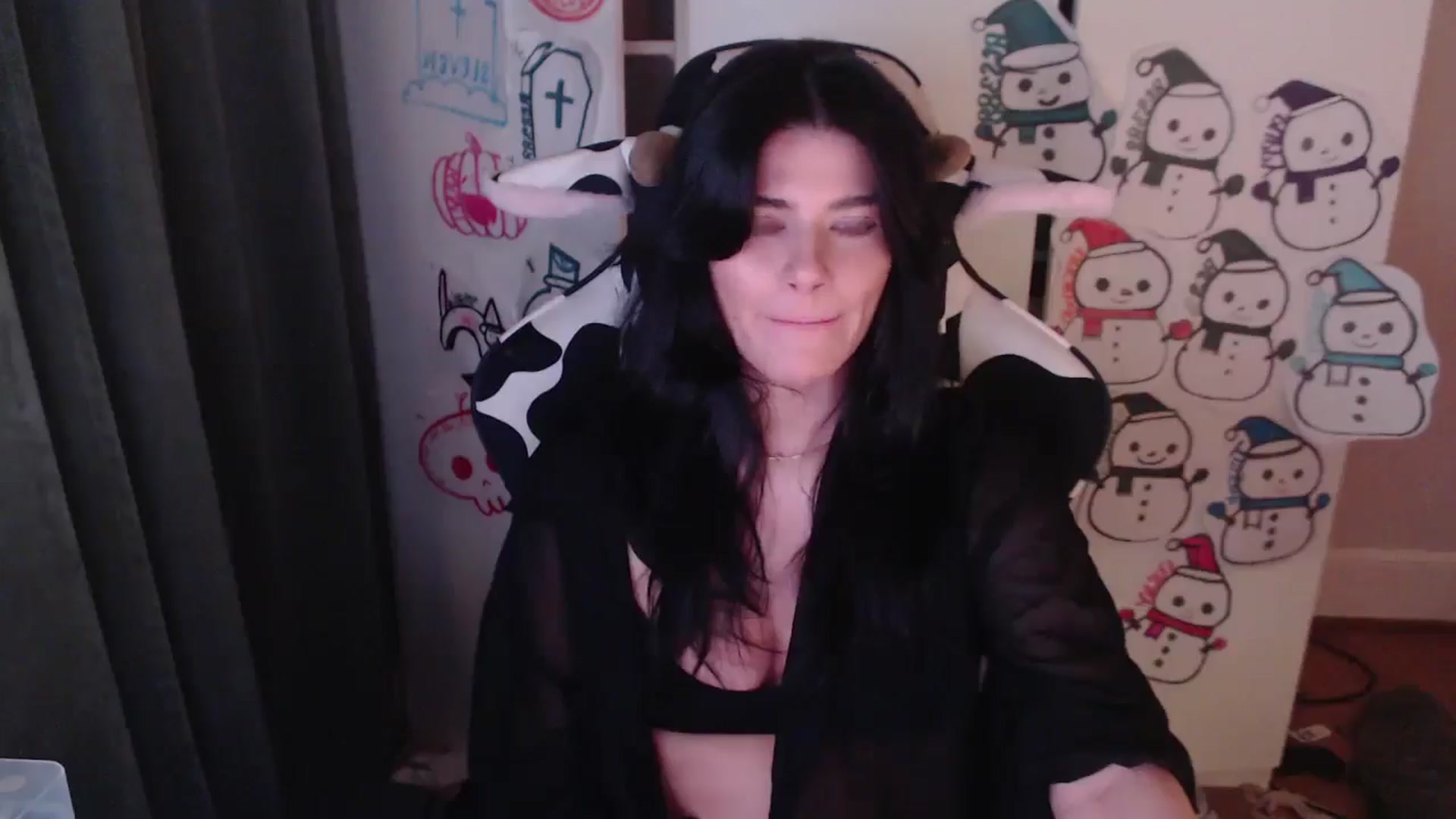Gallery image thumbnail from Psychobaby's myfreecams stream on, 12/15/2025, 06:10 image 17 of 20