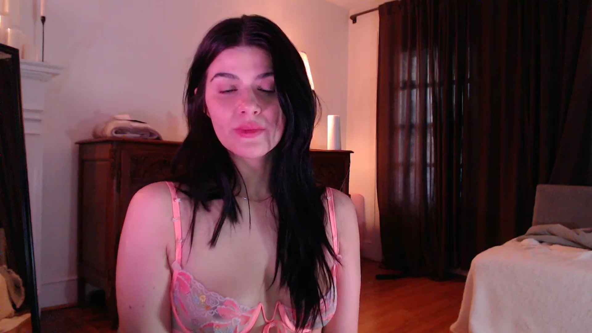 Gallery image thumbnail from Psychobaby's myfreecams stream on, 03/01/2026, 13:51 image 14 of 20