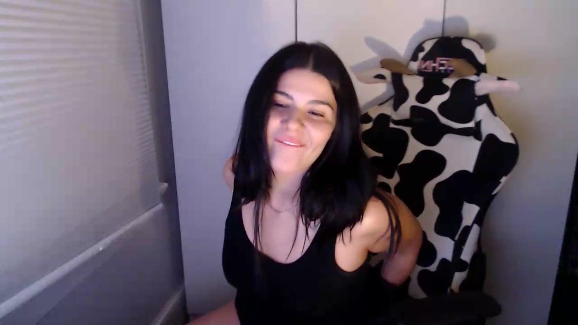 Gallery image thumbnail from Psychobaby's myfreecams stream on, 05/25/2026, 01:25 image 2 of 20