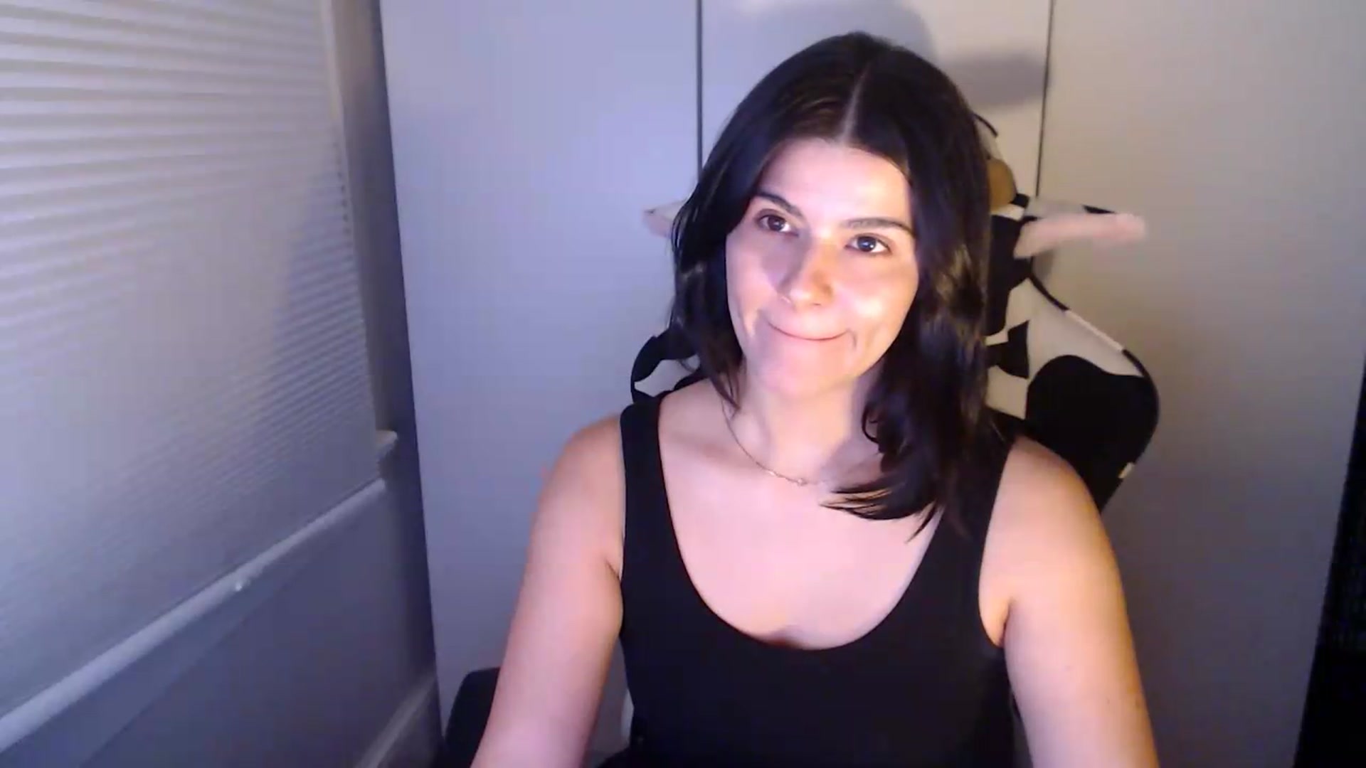 Gallery image thumbnail from Psychobaby's myfreecams stream on, 05/25/2026, 01:25 image 4 of 20