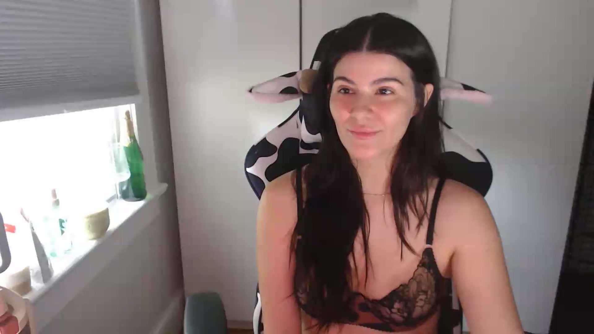 Gallery image thumbnail from Psychobaby's myfreecams stream on, 05/25/2026, 22:52 image 16 of 20