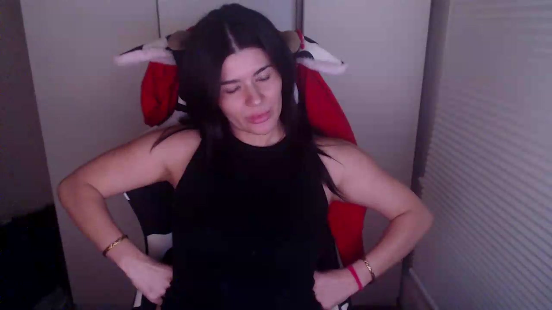 Gallery image thumbnail from Psychobaby's myfreecams stream on, 07/16/2026, 10:08 image 18 of 20