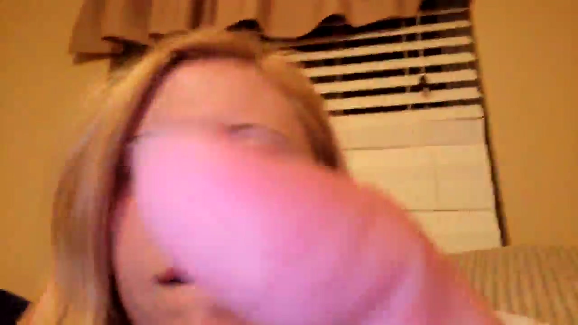 Gallery image thumbnail from Psychobutsexy's myfreecams stream on, 06/16/2024, 09:00 image 12 of 20