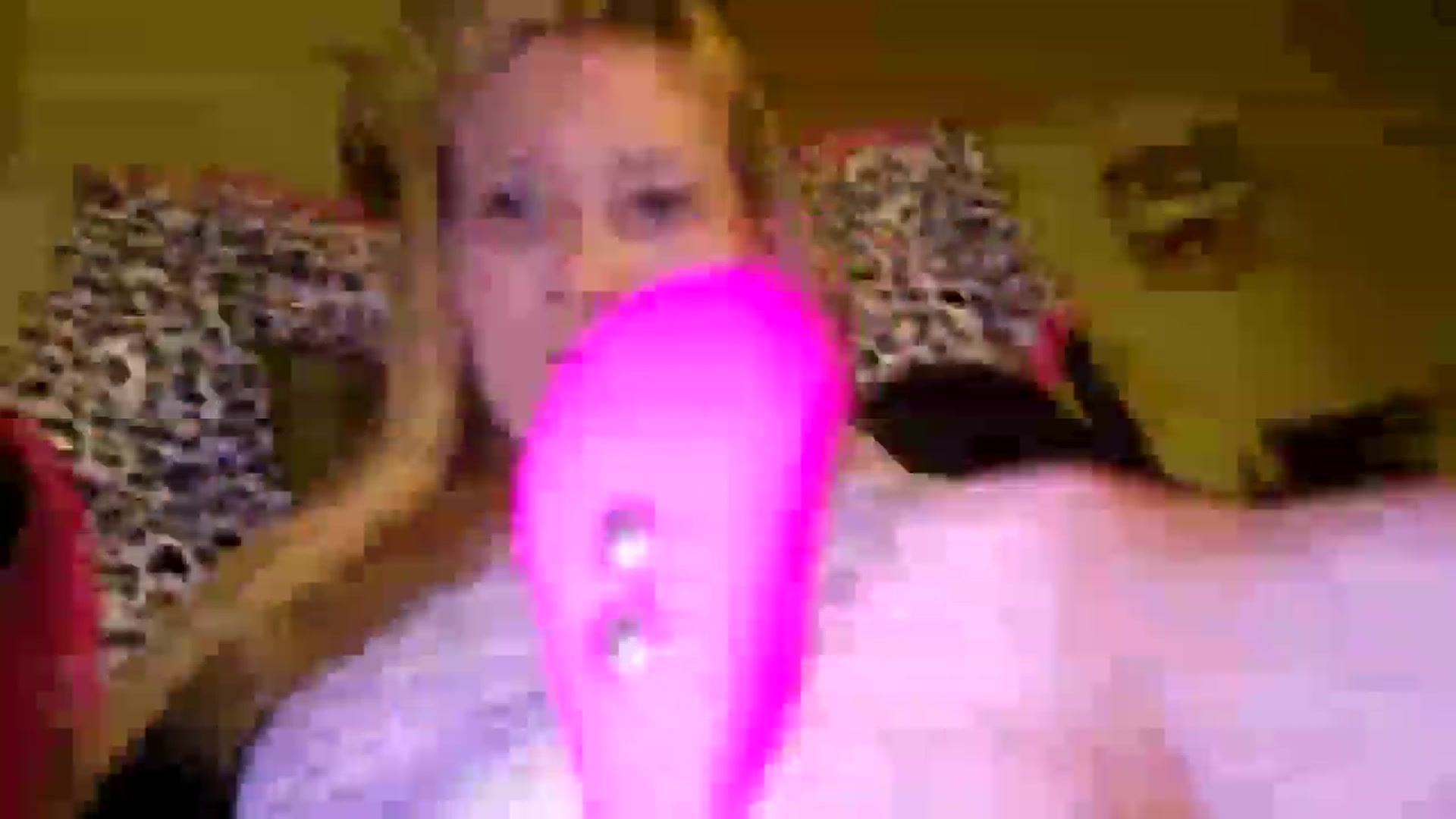 Gallery image thumbnail from Psychobutsexy's myfreecams stream on, 07/17/2024, 08:12 image 12 of 20