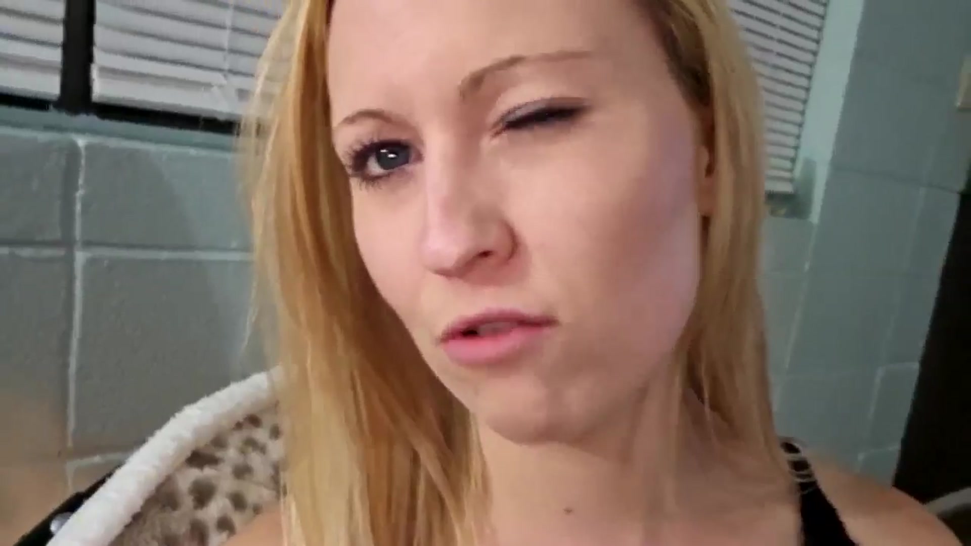 Gallery image thumbnail from Psychobutsexy's myfreecams stream on, 08/08/2024, 09:45 image 12 of 20