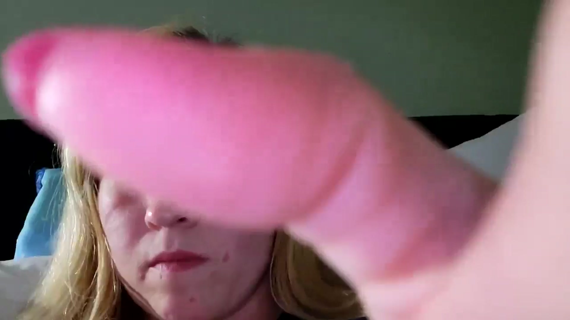 Gallery image thumbnail from Psychobutsexy's myfreecams stream on, 08/22/2024, 09:32 image 12 of 20
