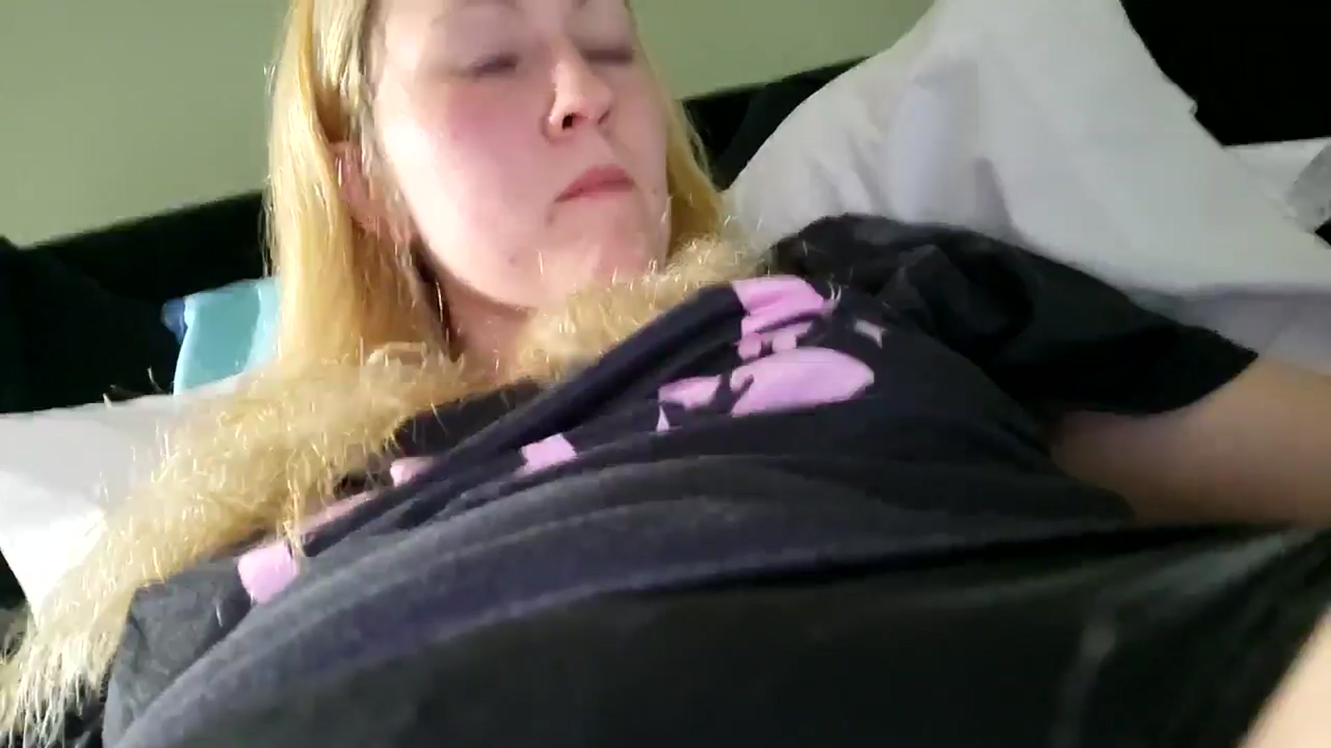 Gallery image thumbnail from Psychobutsexy's myfreecams stream on, 08/22/2024, 09:32 image 7 of 20
