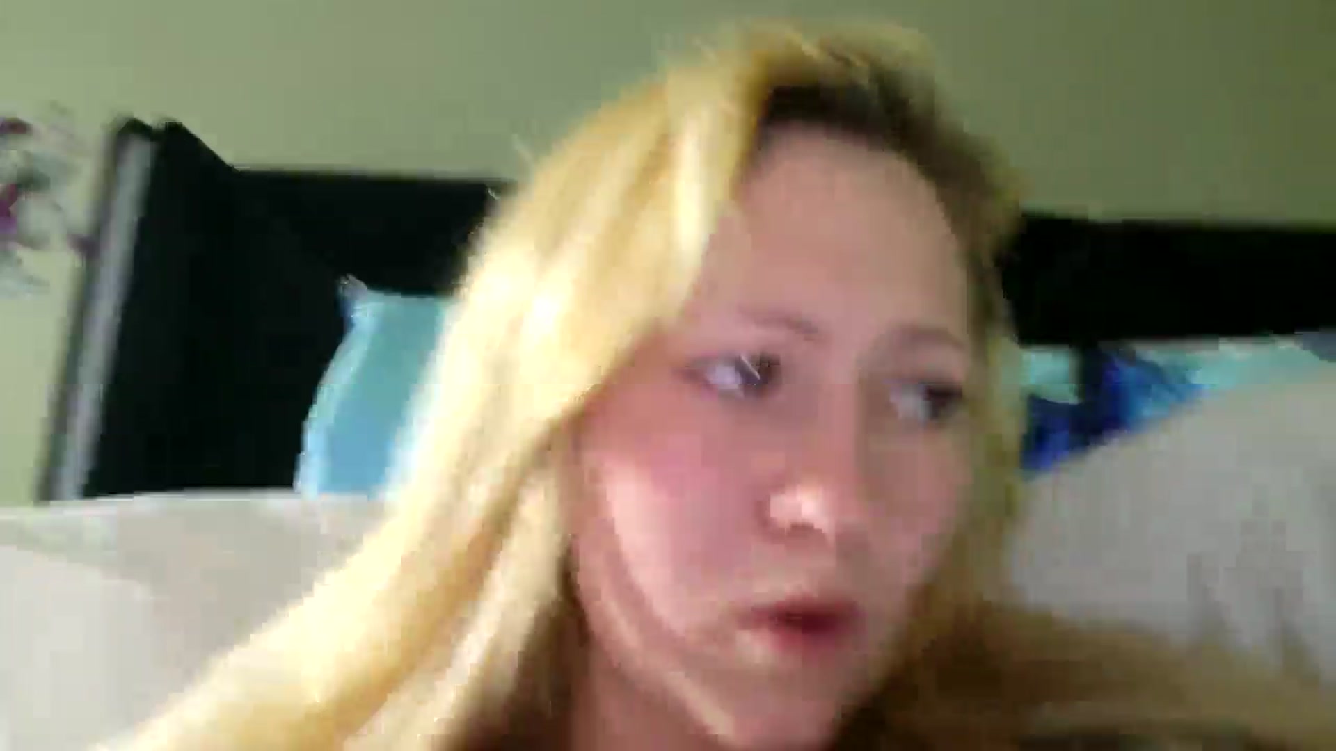 Gallery image thumbnail from Psychobutsexy's myfreecams stream on, 08/22/2024, 09:32 image 18 of 20