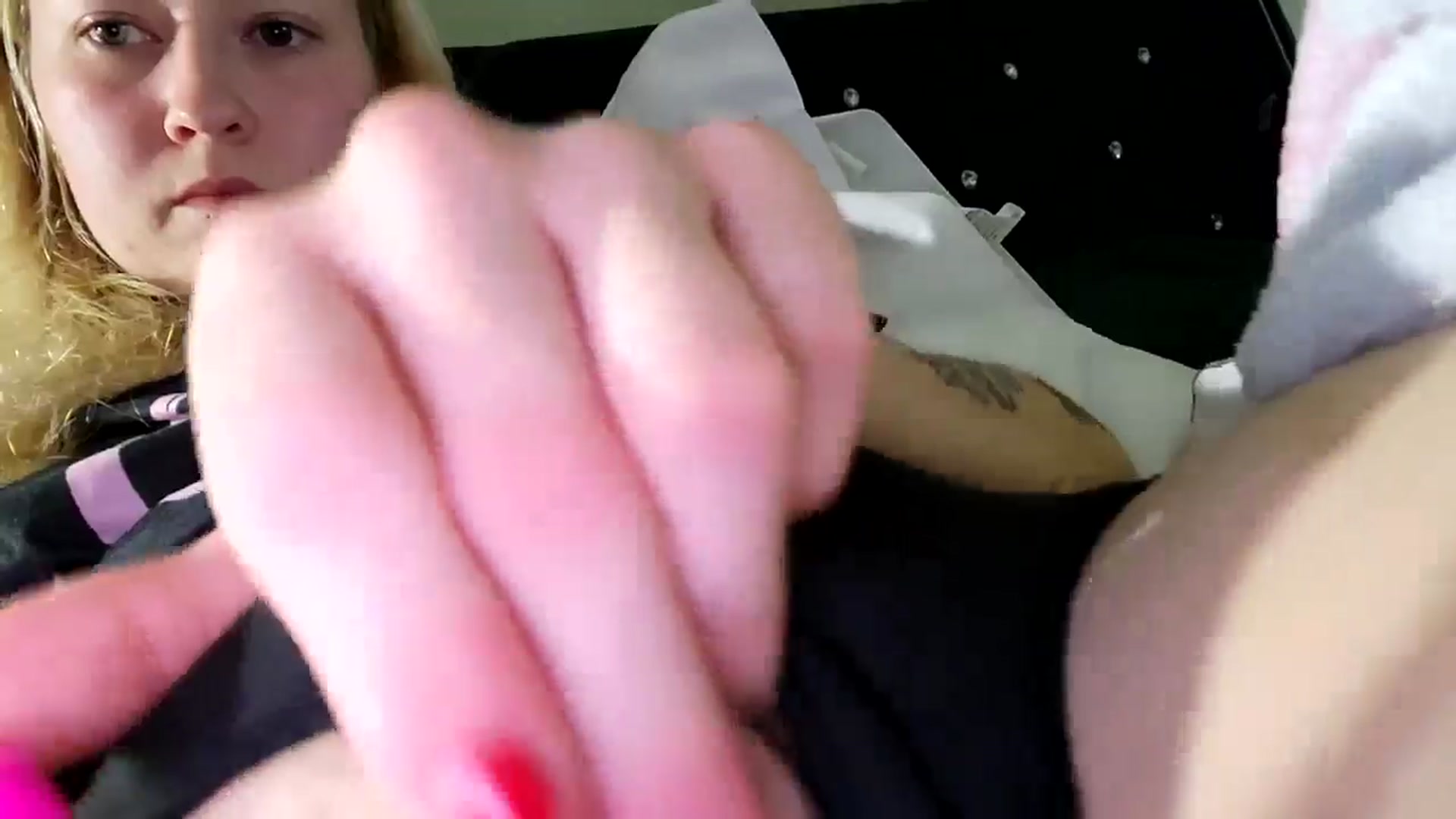 Gallery image thumbnail from Psychobutsexy's myfreecams stream on, 08/22/2024, 09:56 image 5 of 20