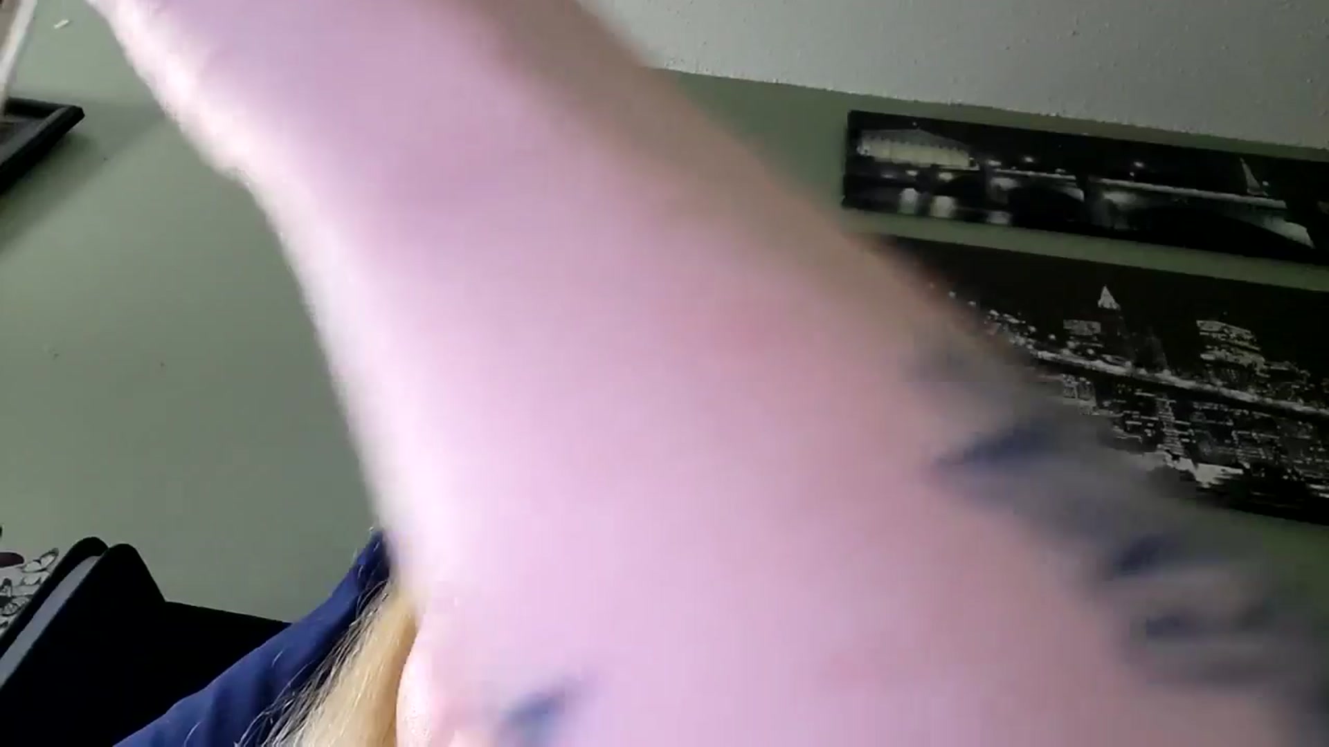 Gallery image thumbnail from Psychobutsexy's myfreecams stream on, 08/22/2024, 12:50 image 13 of 20