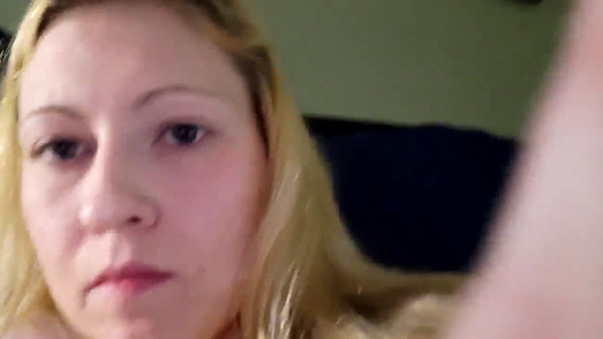 Gallery image thumbnail from Psychobutsexy's myfreecams stream on, 08/22/2024, 12:50 image 7 of 20