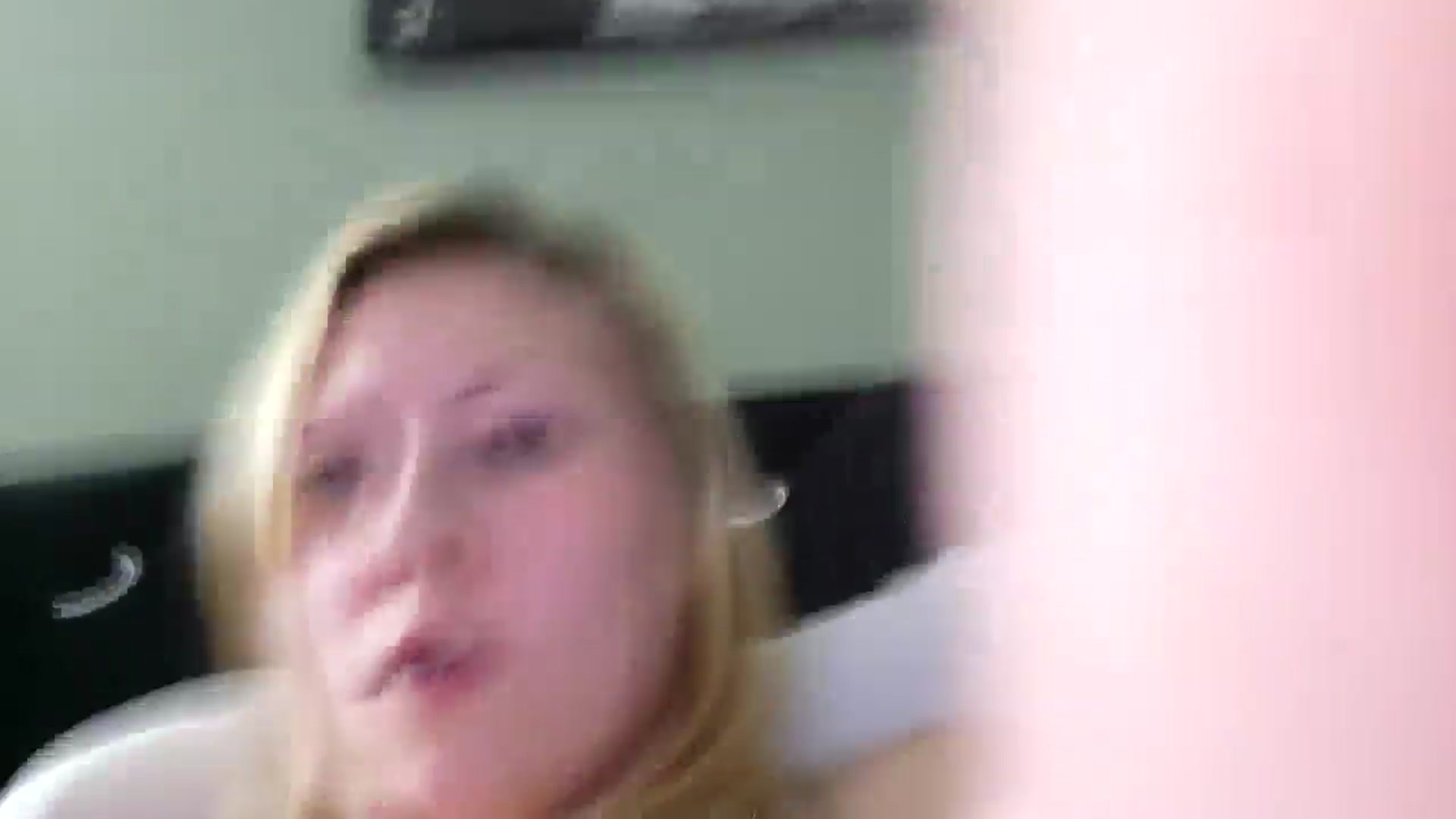 Gallery image thumbnail from Psychobutsexy's myfreecams stream on, 09/15/2024, 16:56 image 8 of 20