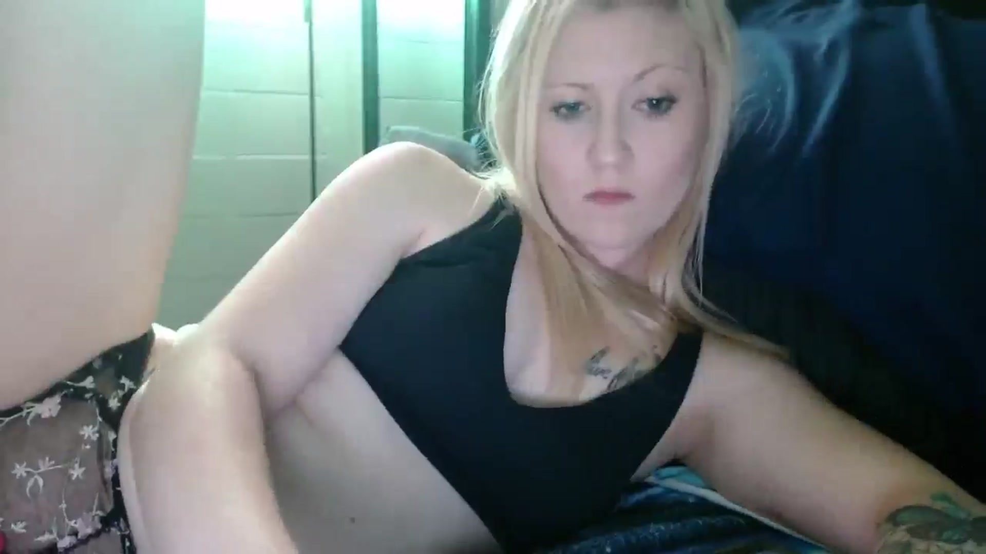 Gallery image thumbnail from Psychobutsexy's myfreecams stream on, 11/15/2024, 20:06 image 12 of 20