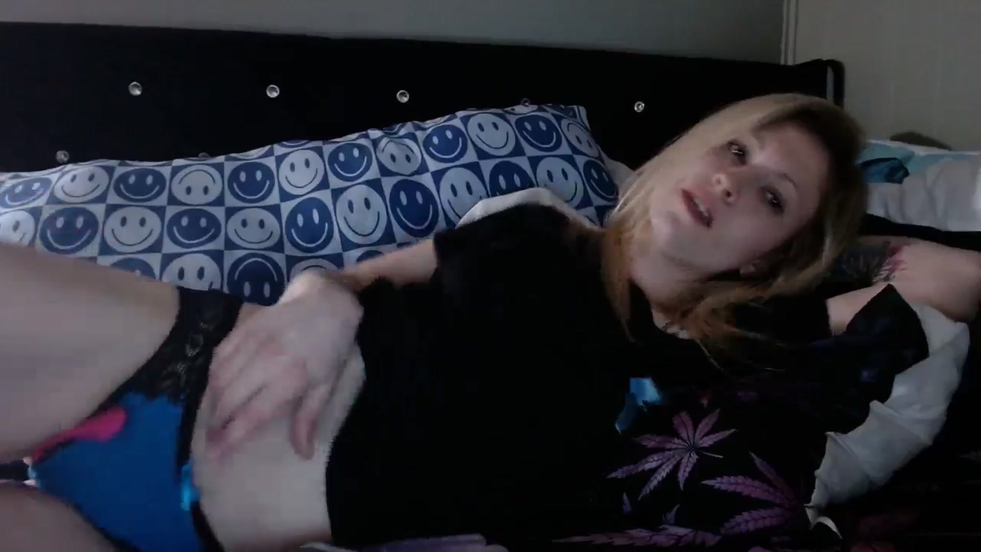 Gallery image thumbnail from Psychobutsexy's myfreecams stream on, 04/20/2025, 22:08 image 3 of 20