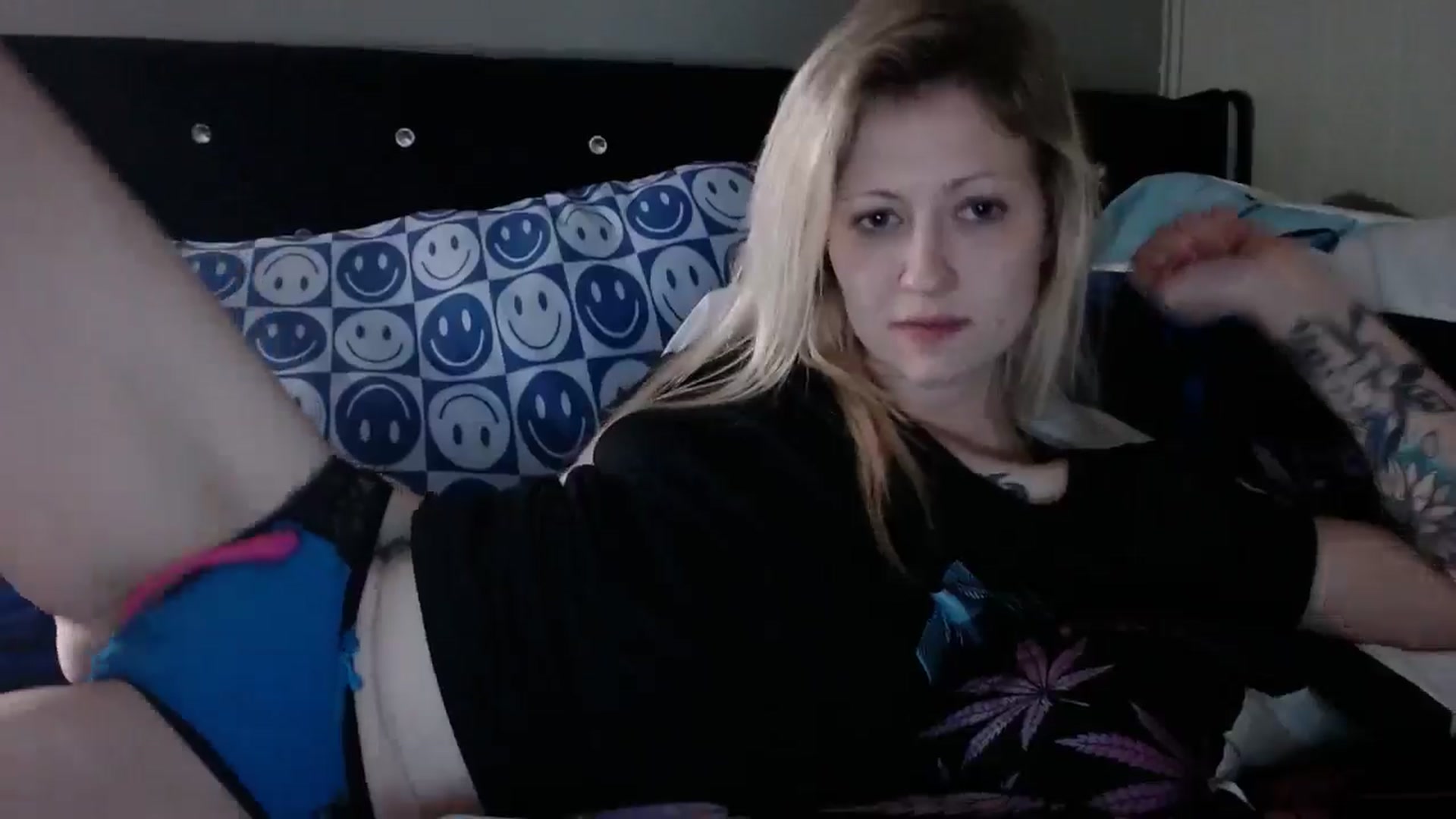 Gallery image thumbnail from Psychobutsexy's myfreecams stream on, 04/20/2025, 22:08 image 4 of 20