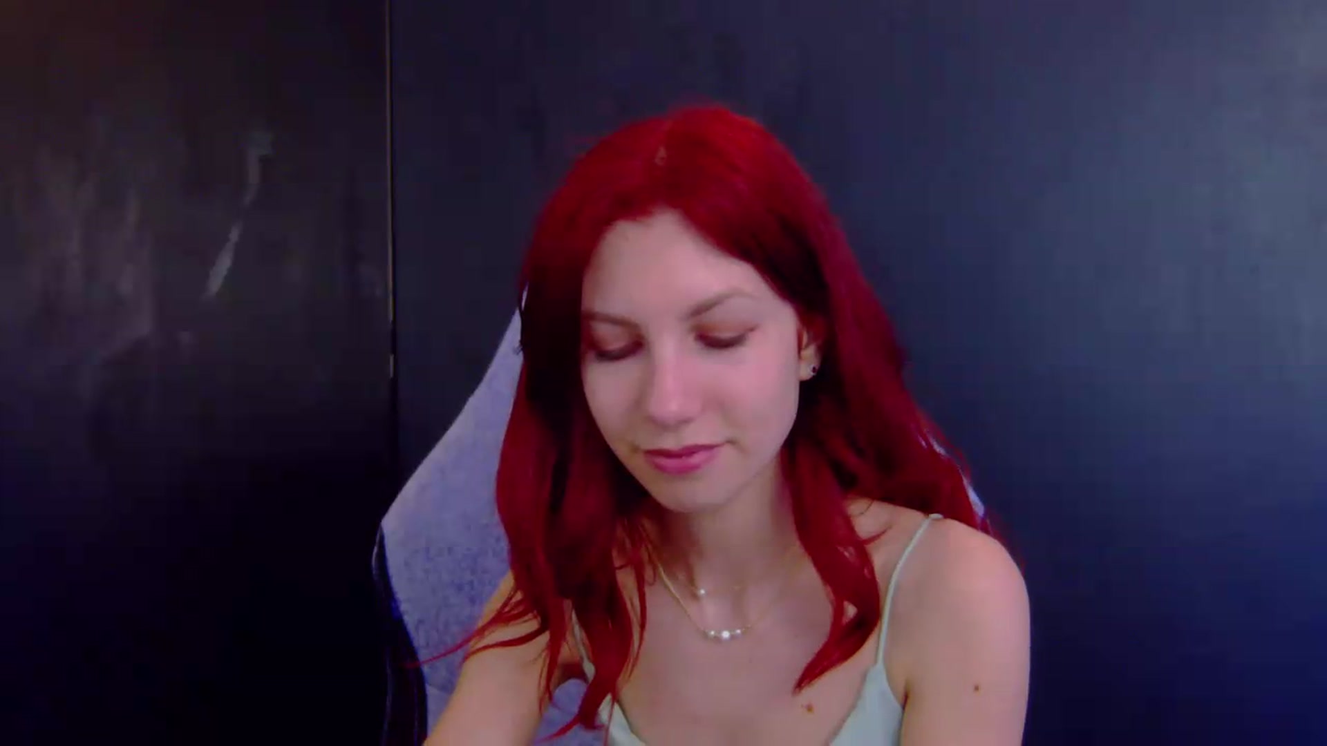 Gallery image thumbnail from Ptptpt_potato's myfreecams stream on, 06/16/2026, 01:06 image 6 of 20