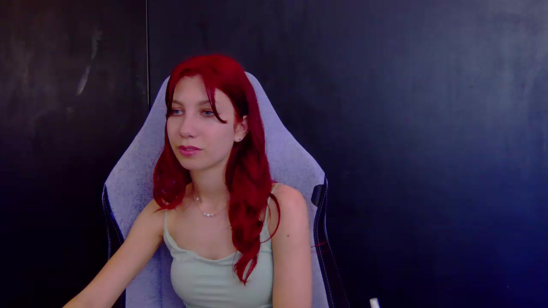 Gallery image thumbnail from Ptptpt_potato's myfreecams stream on, 06/16/2026, 01:59 image 14 of 20