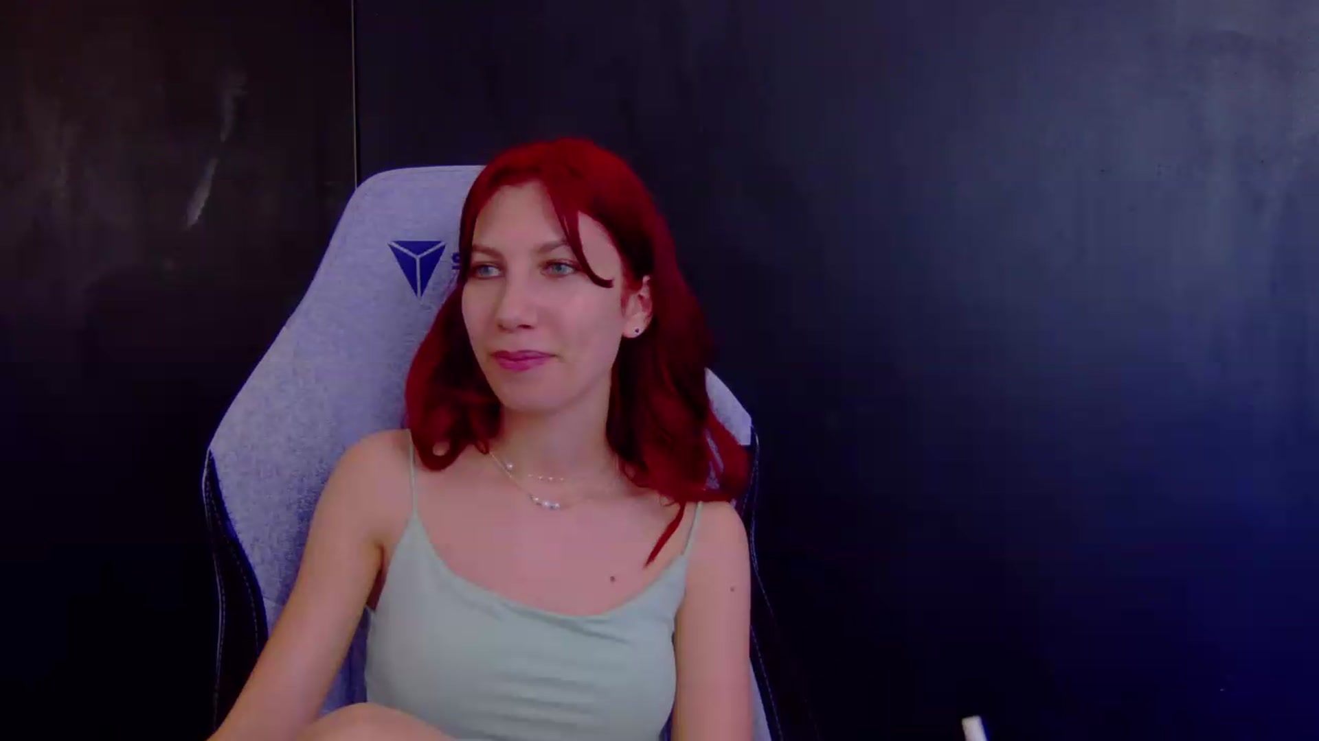 Gallery image thumbnail from Ptptpt_potato's myfreecams stream on, 06/16/2026, 01:59 image 9 of 20
