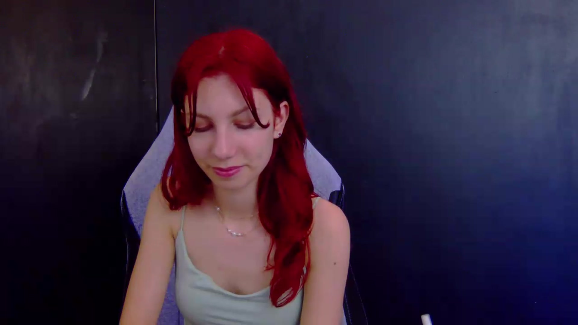 Gallery image thumbnail from Ptptpt_potato's myfreecams stream on, 06/16/2026, 01:59 image 12 of 20