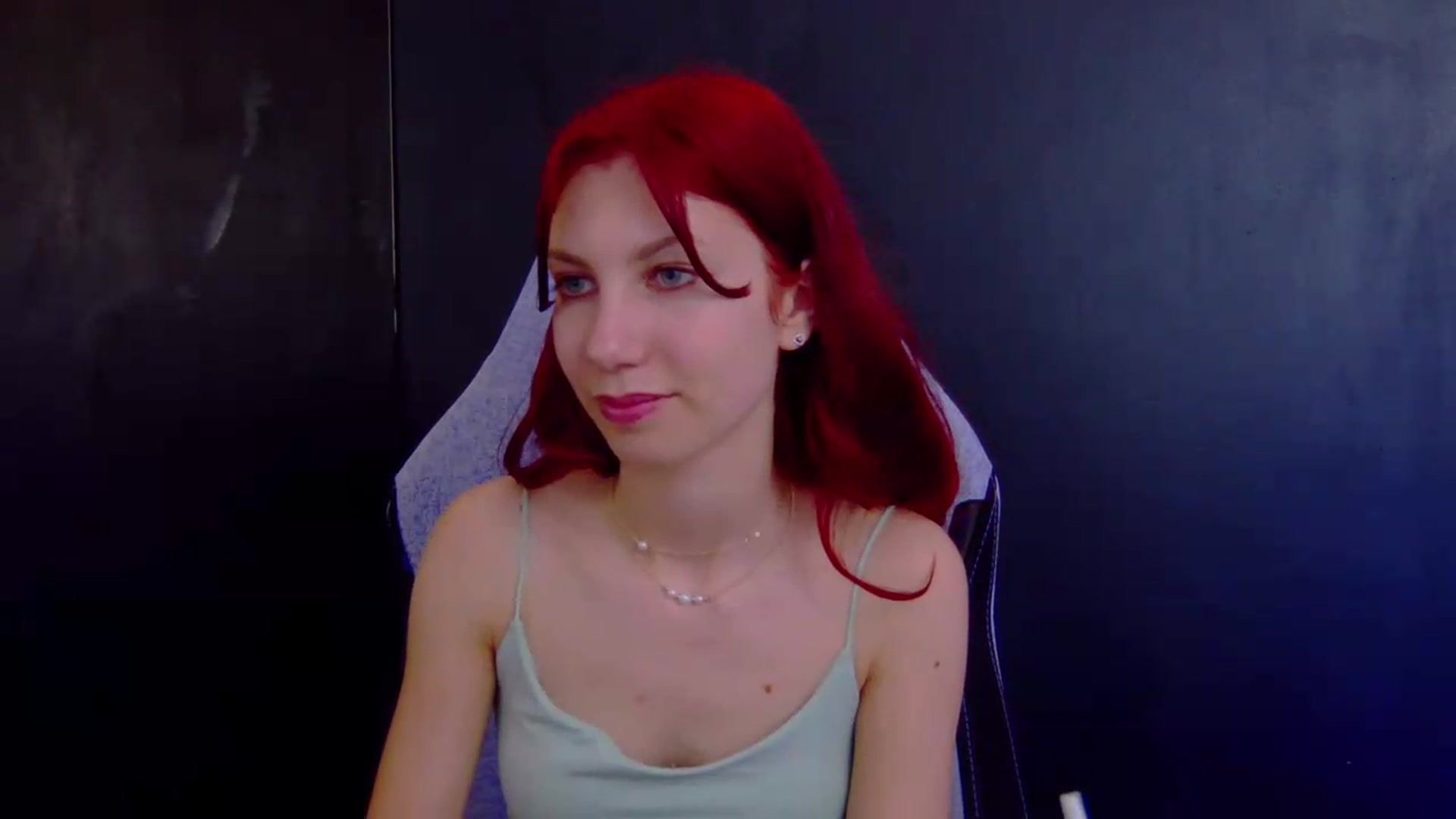 Gallery image thumbnail from Ptptpt_potato's myfreecams stream on, 06/16/2026, 01:59 image 8 of 20